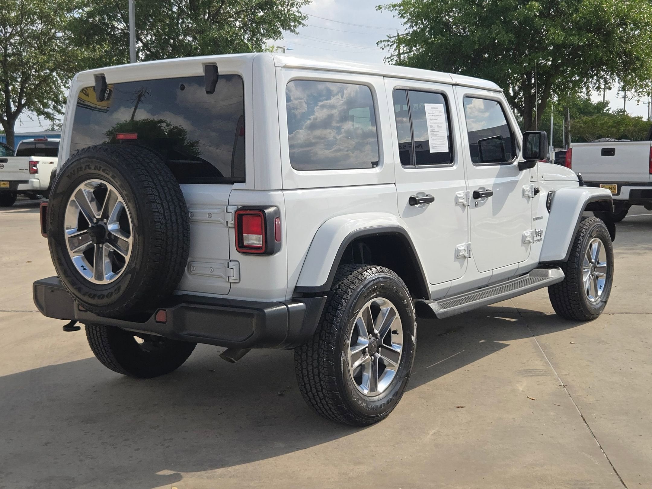 2022 Jeep Wrangler Unlimited Sahara