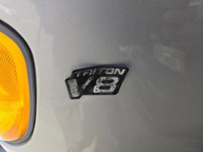 2001 Ford Econoline Wagon XLT