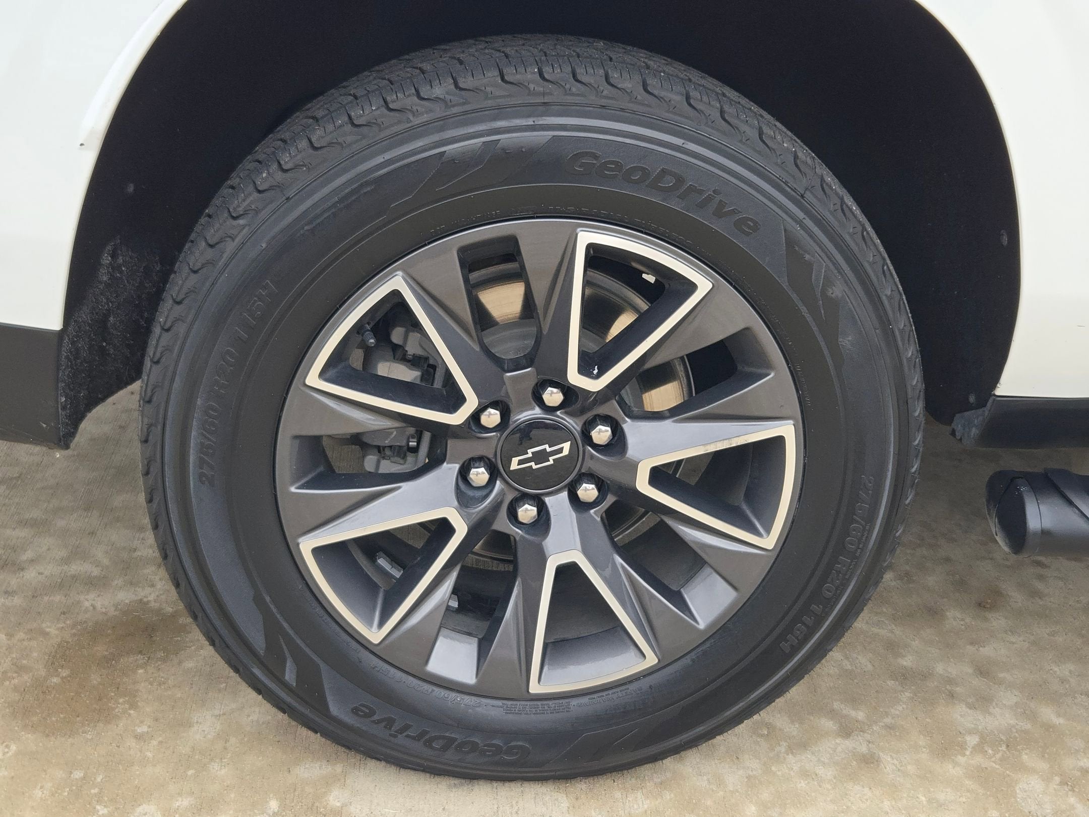 2023 Chevrolet Suburban Z71