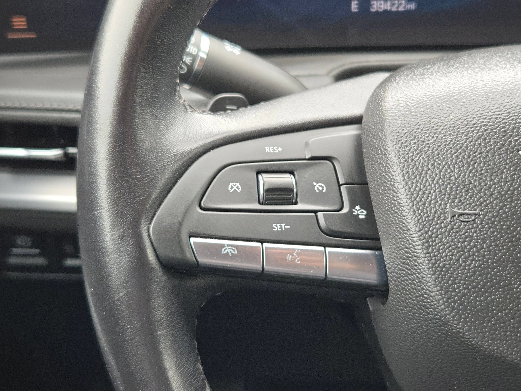 2025 Cadillac XT4 FWD Premium Luxury