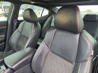 2019 Nissan Maxima SR