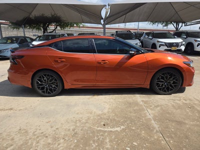 2019 Nissan Maxima SR