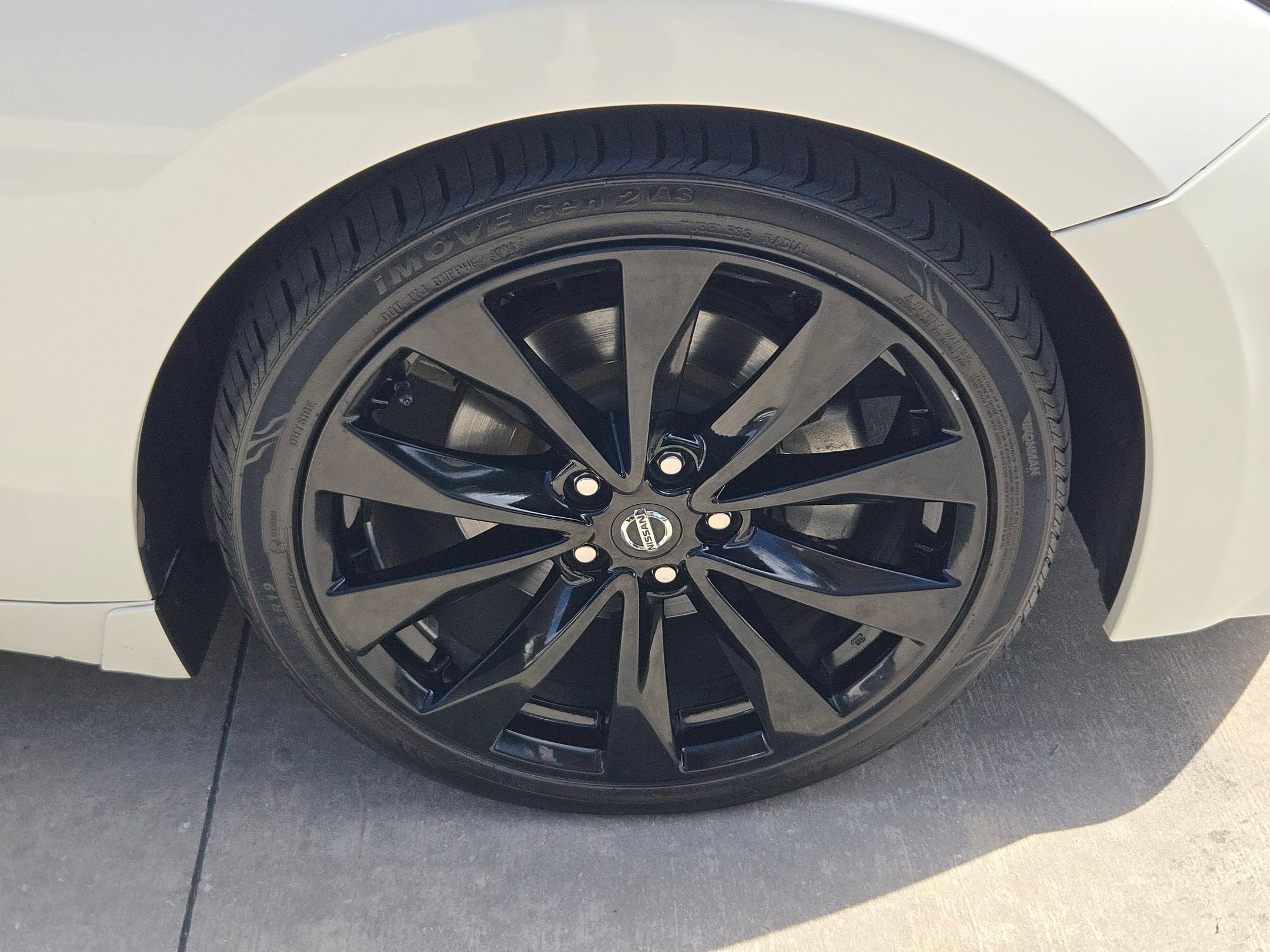 2021 Nissan Maxima SR