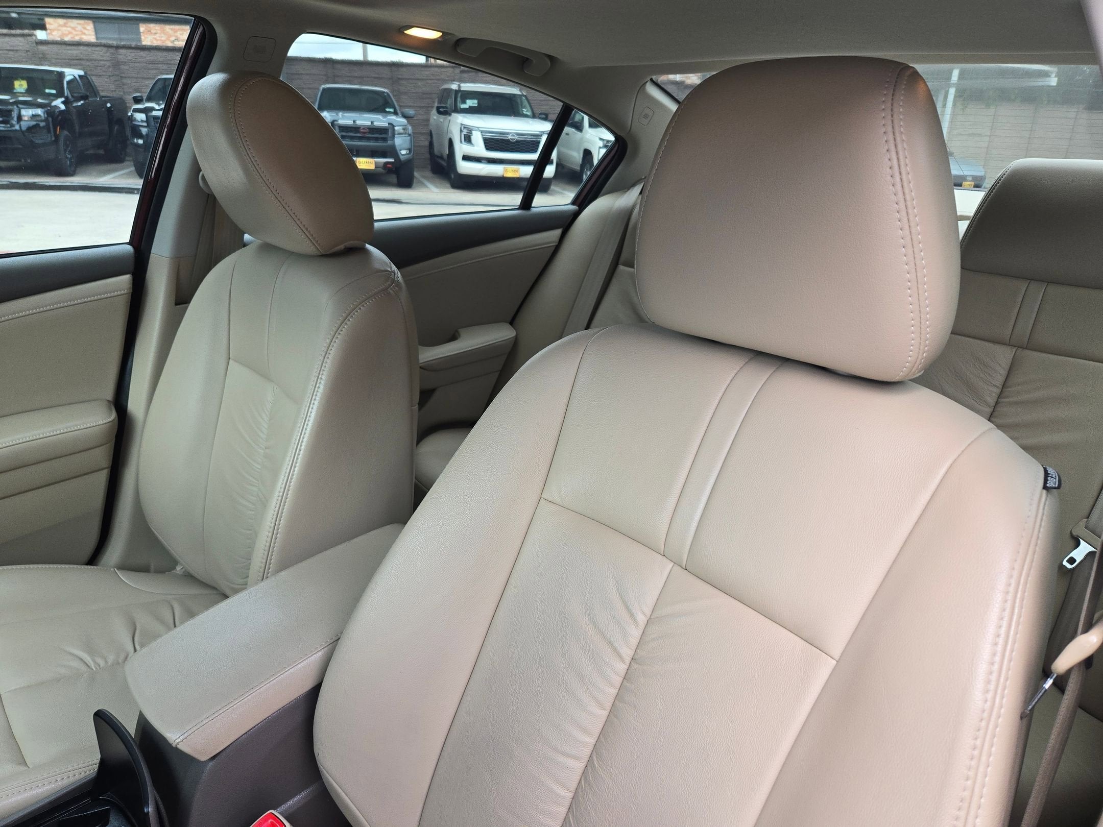 2011 Nissan Altima 3.5 SR