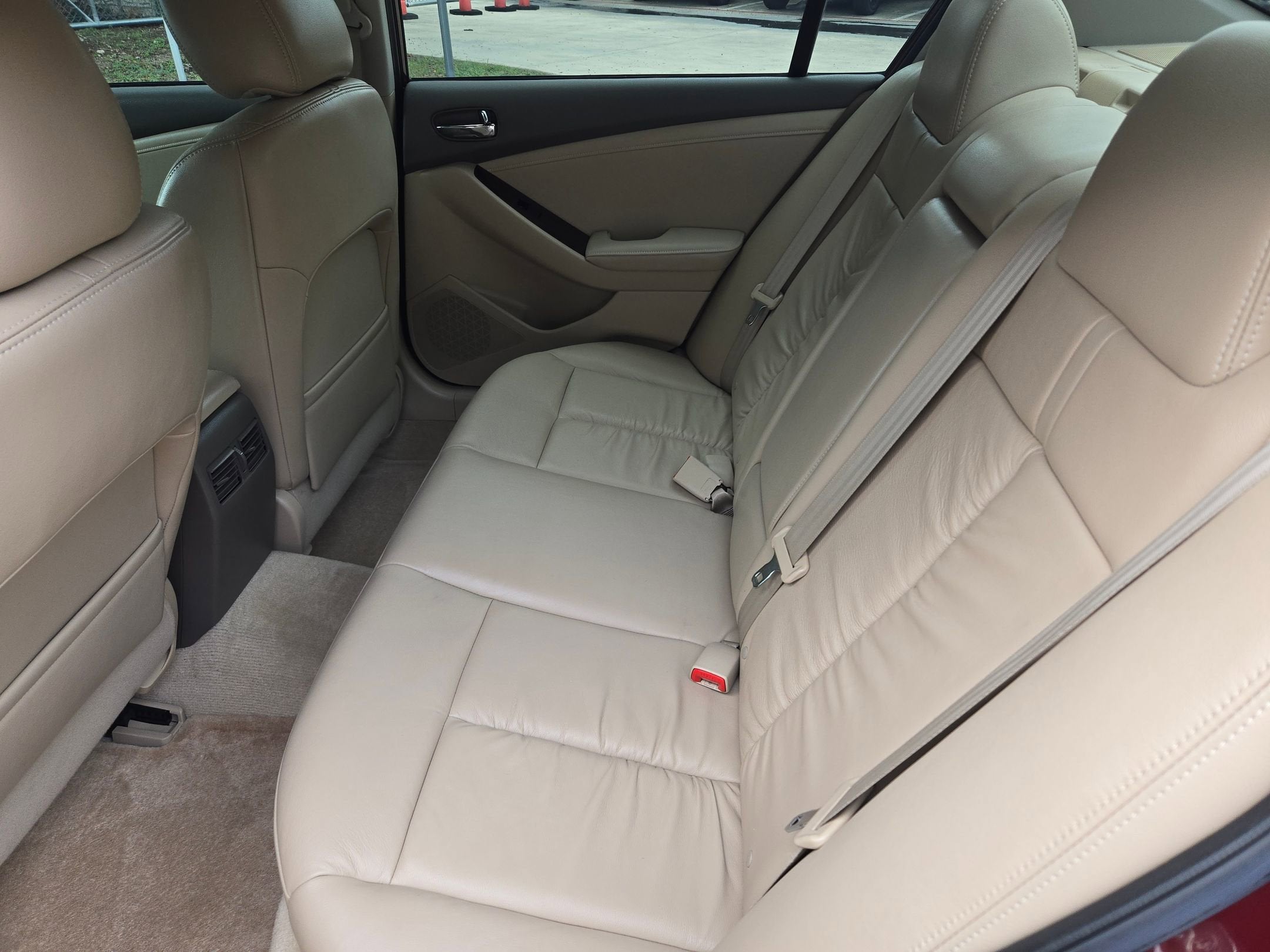 2011 Nissan Altima 3.5 SR
