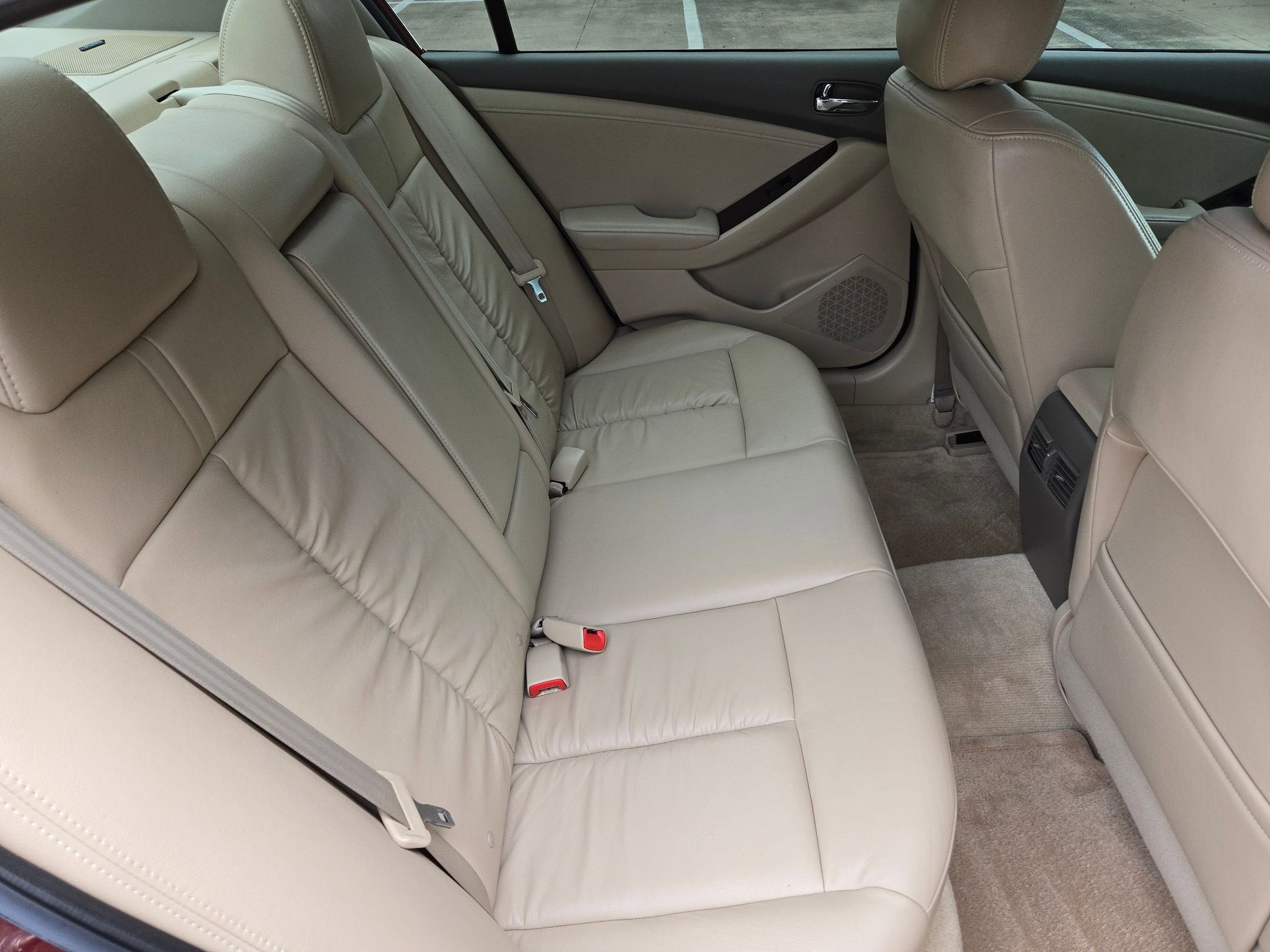 2011 Nissan Altima 3.5 SR