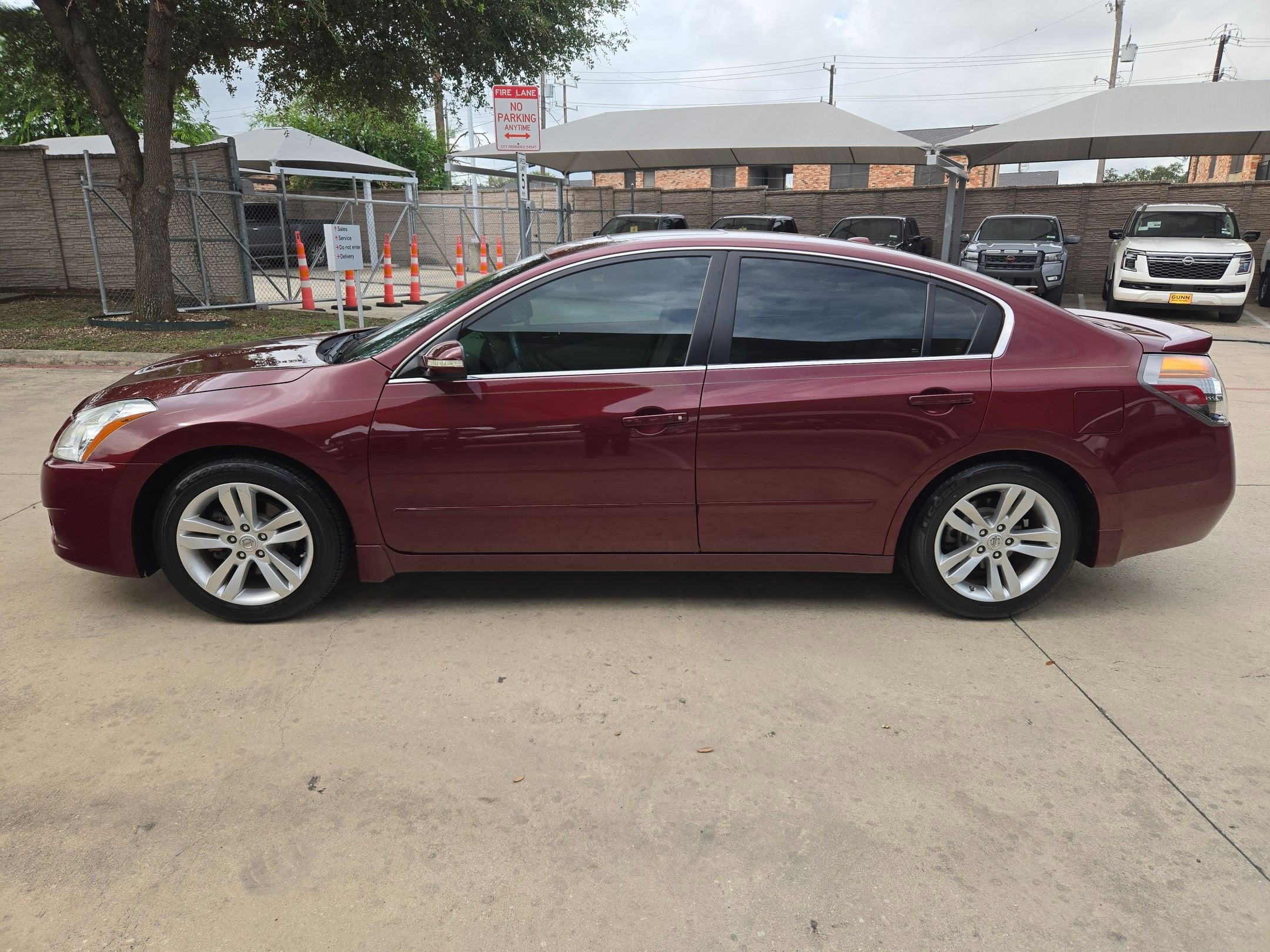 2011 Nissan Altima 3.5 SR