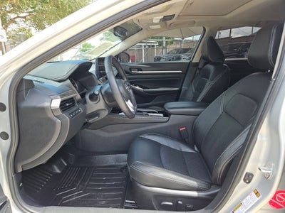 2025 Nissan Altima SL