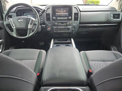 2024 Nissan Titan SV