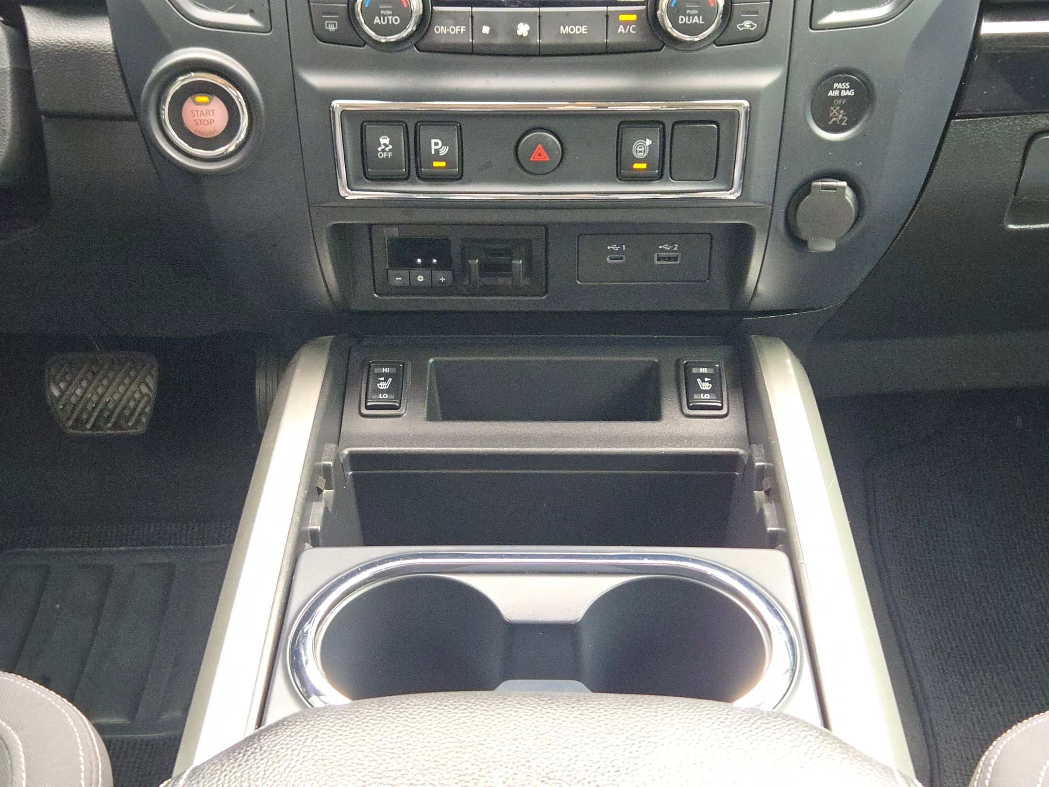 2024 Nissan Titan SV