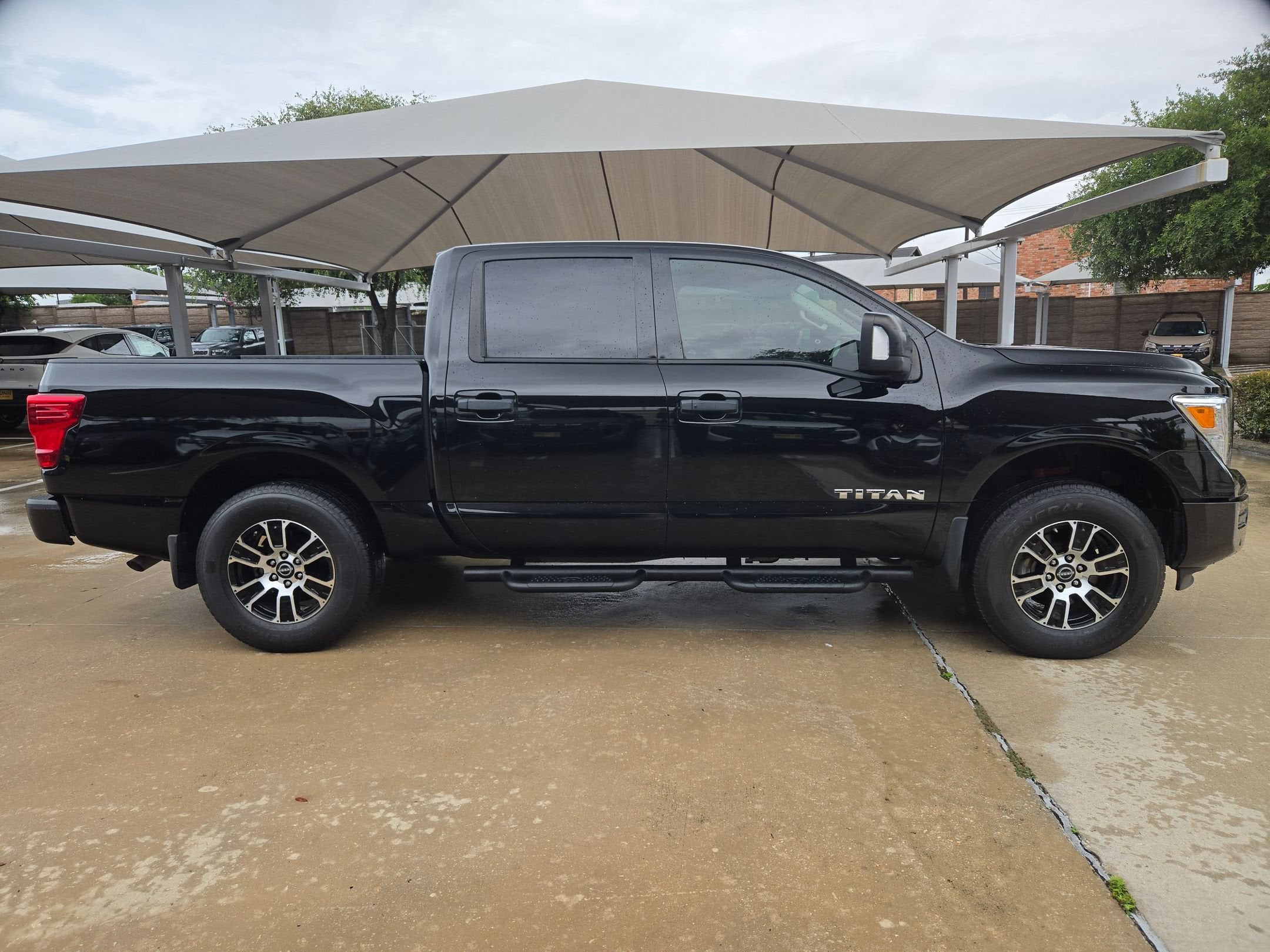 2024 Nissan Titan SV