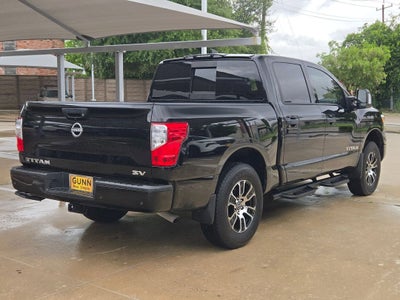 2024 Nissan Titan SV