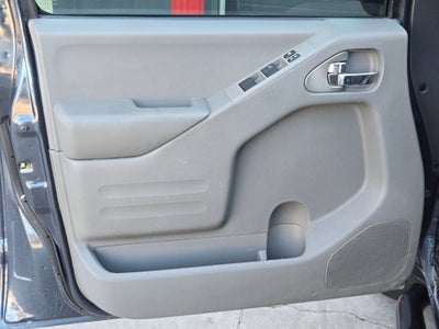 2017 Nissan Frontier SV V6