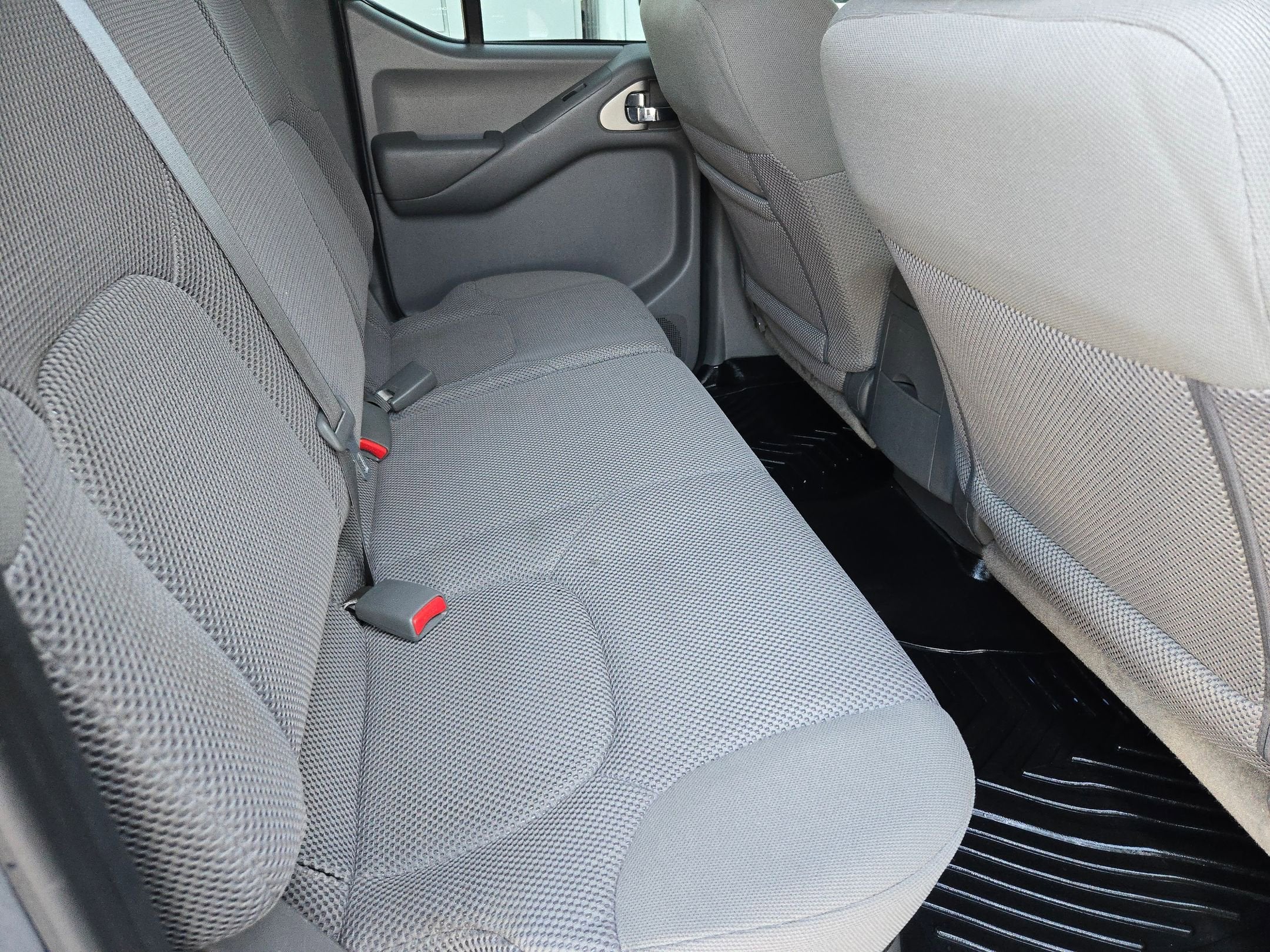 2017 Nissan Frontier SV V6