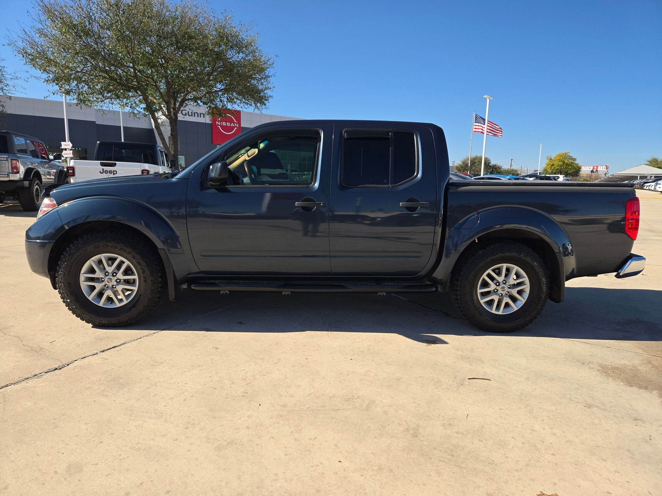 2017 Nissan Frontier SV V6