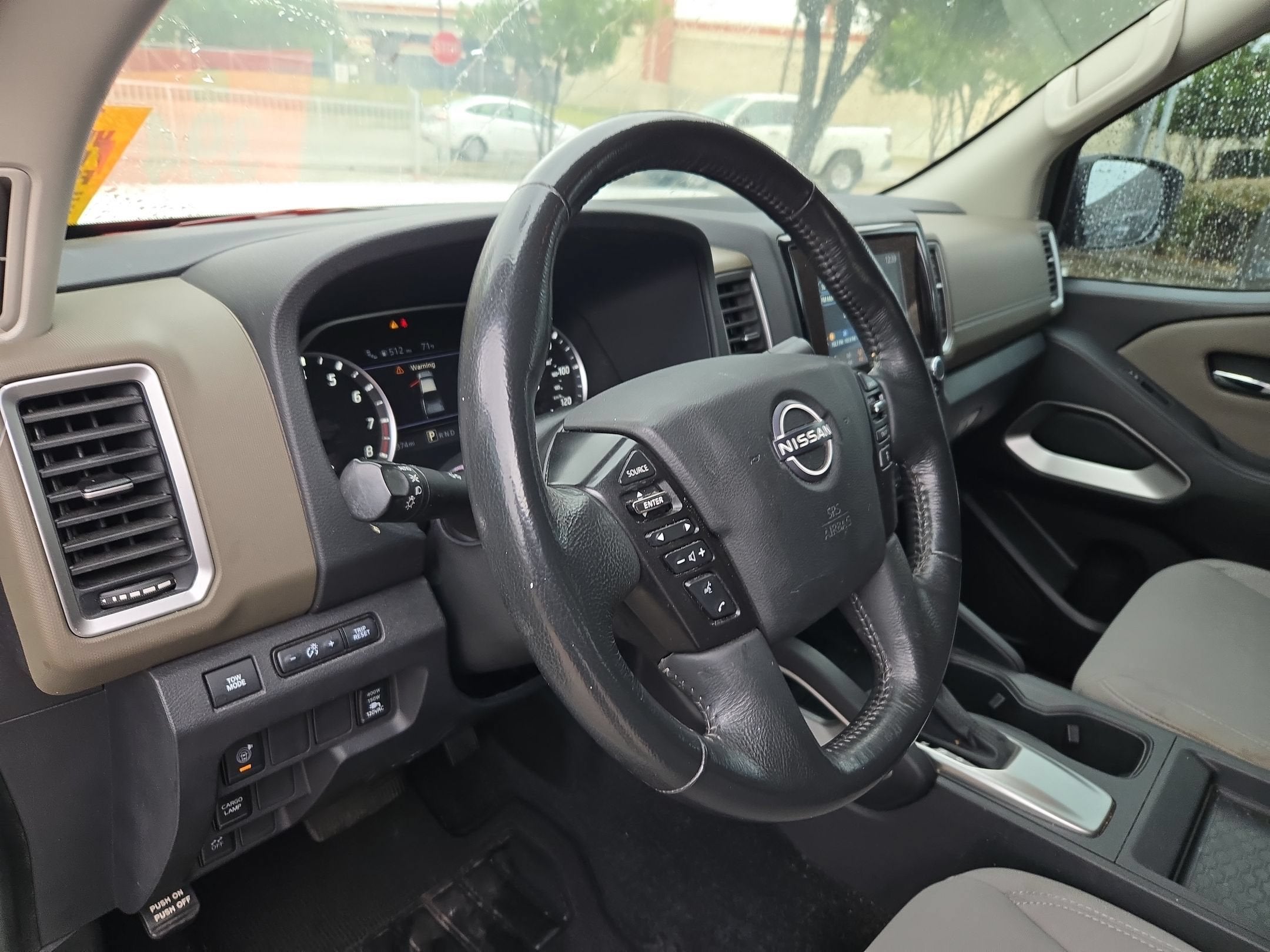 2023 Nissan Frontier SV