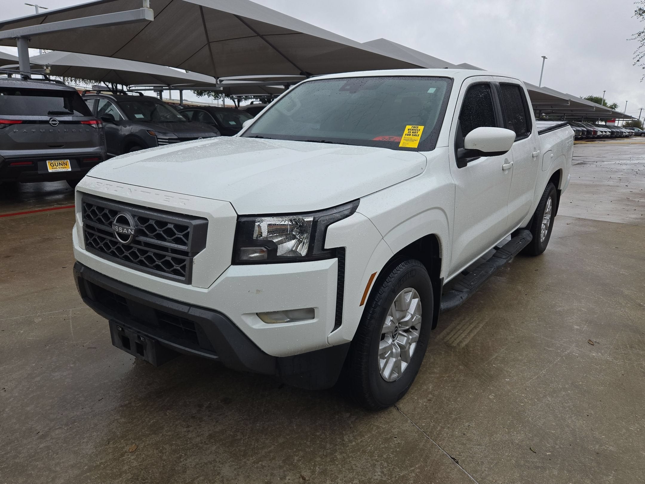 2023 Nissan Frontier SV