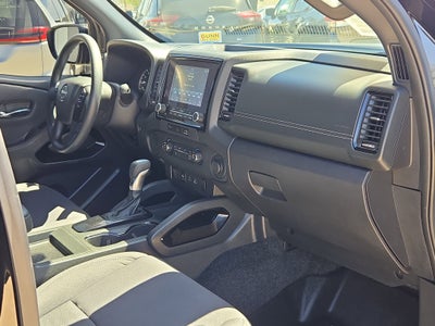 2023 Nissan Frontier Crew Cab SV