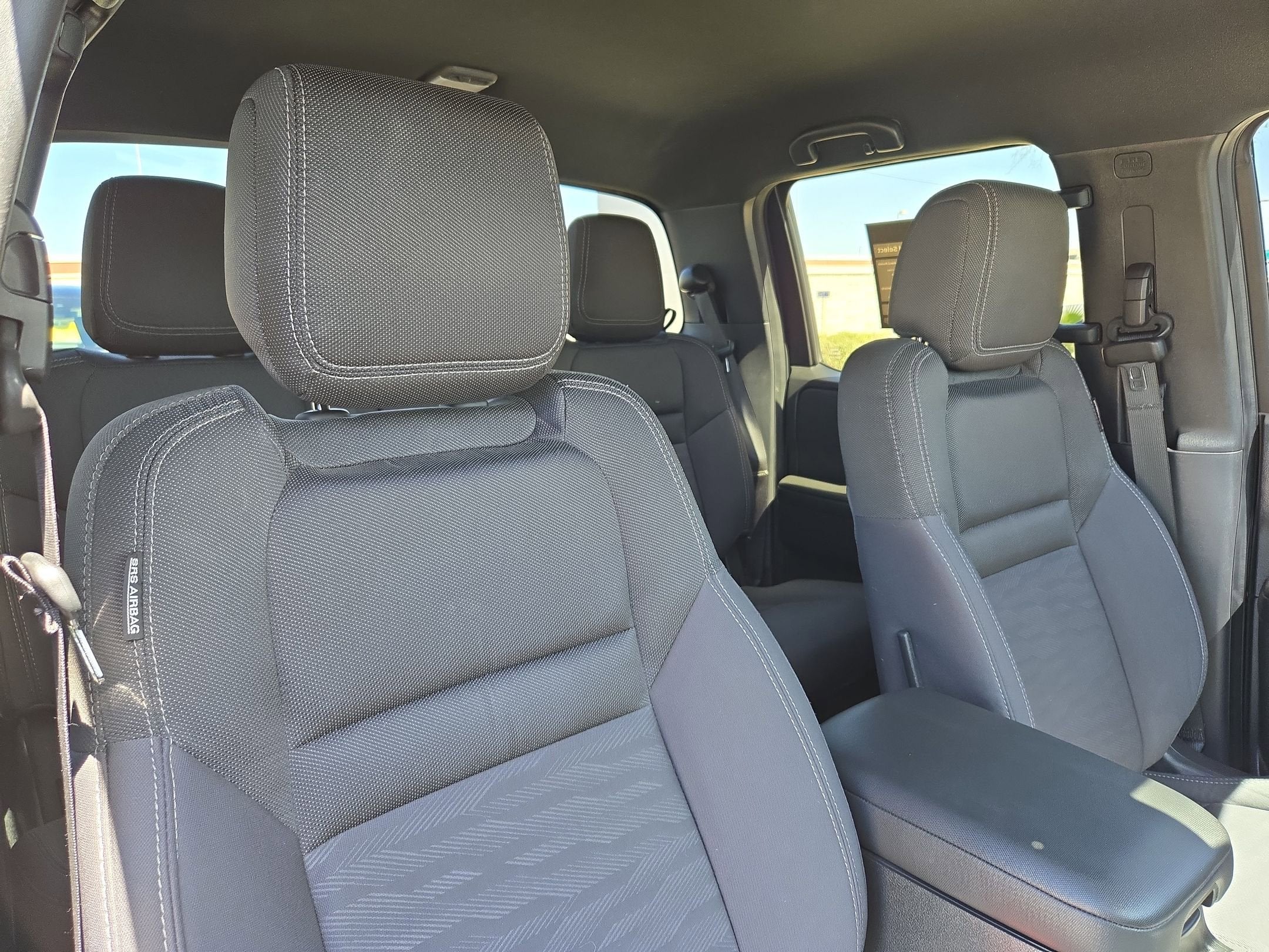 2023 Nissan Frontier Crew Cab SV