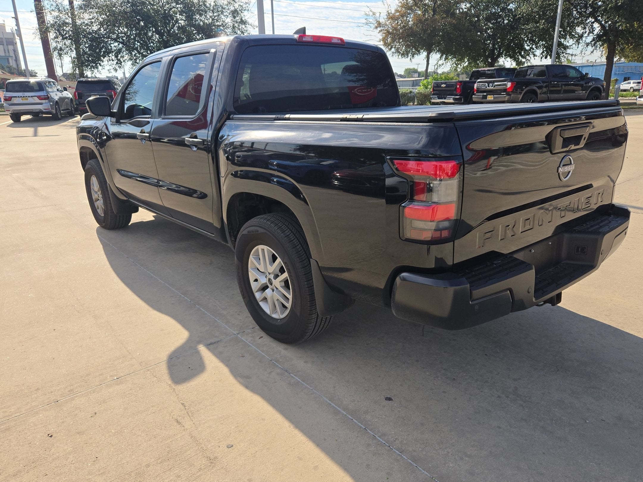 2023 Nissan Frontier S