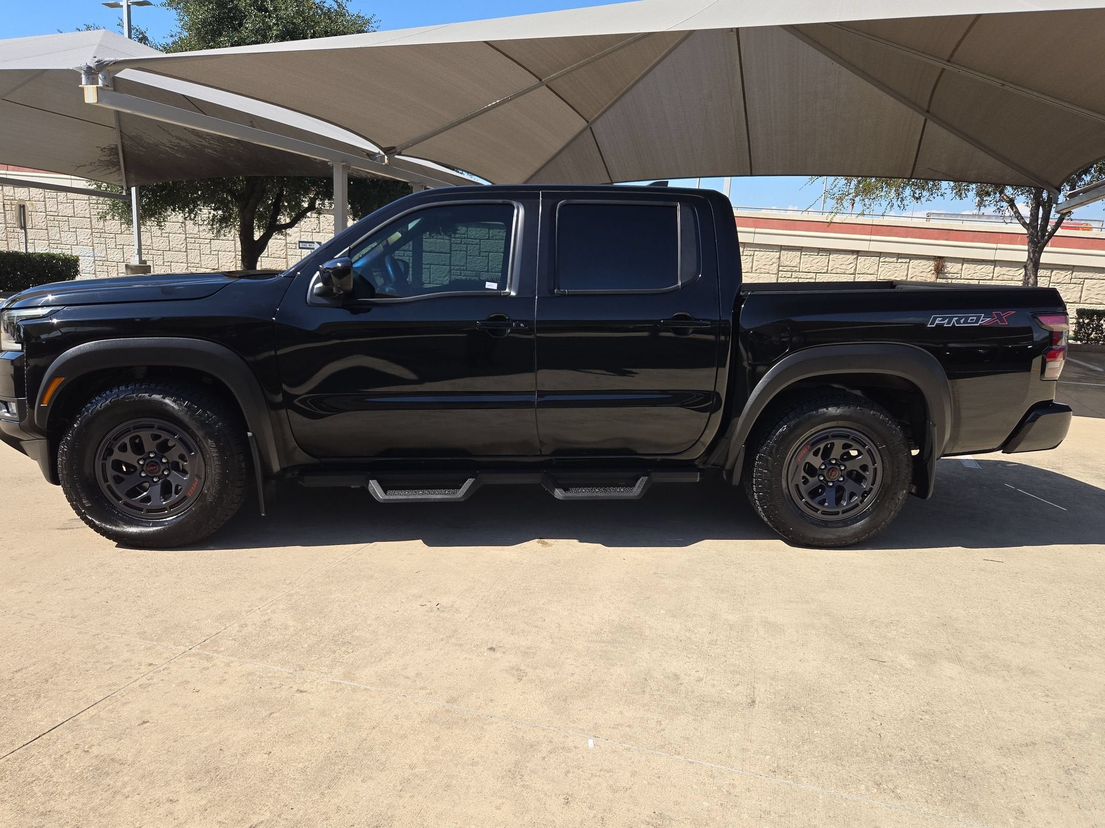 2025 Nissan Frontier PRO-X