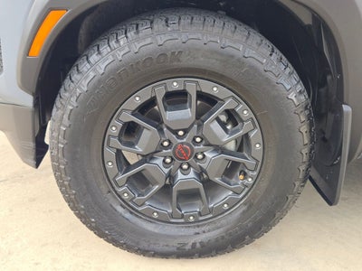 2024 Nissan Frontier PRO-X