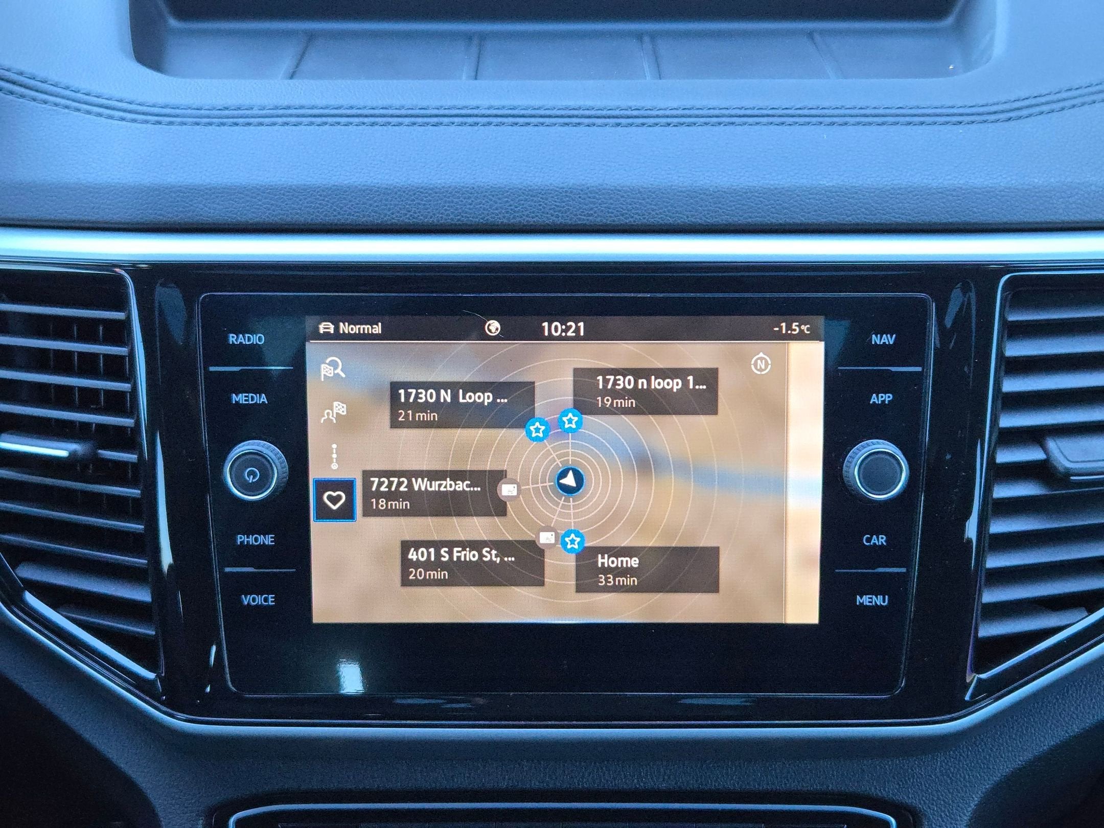 2022 Volkswagen Atlas Cross Sport 2.0T SEL R-Line