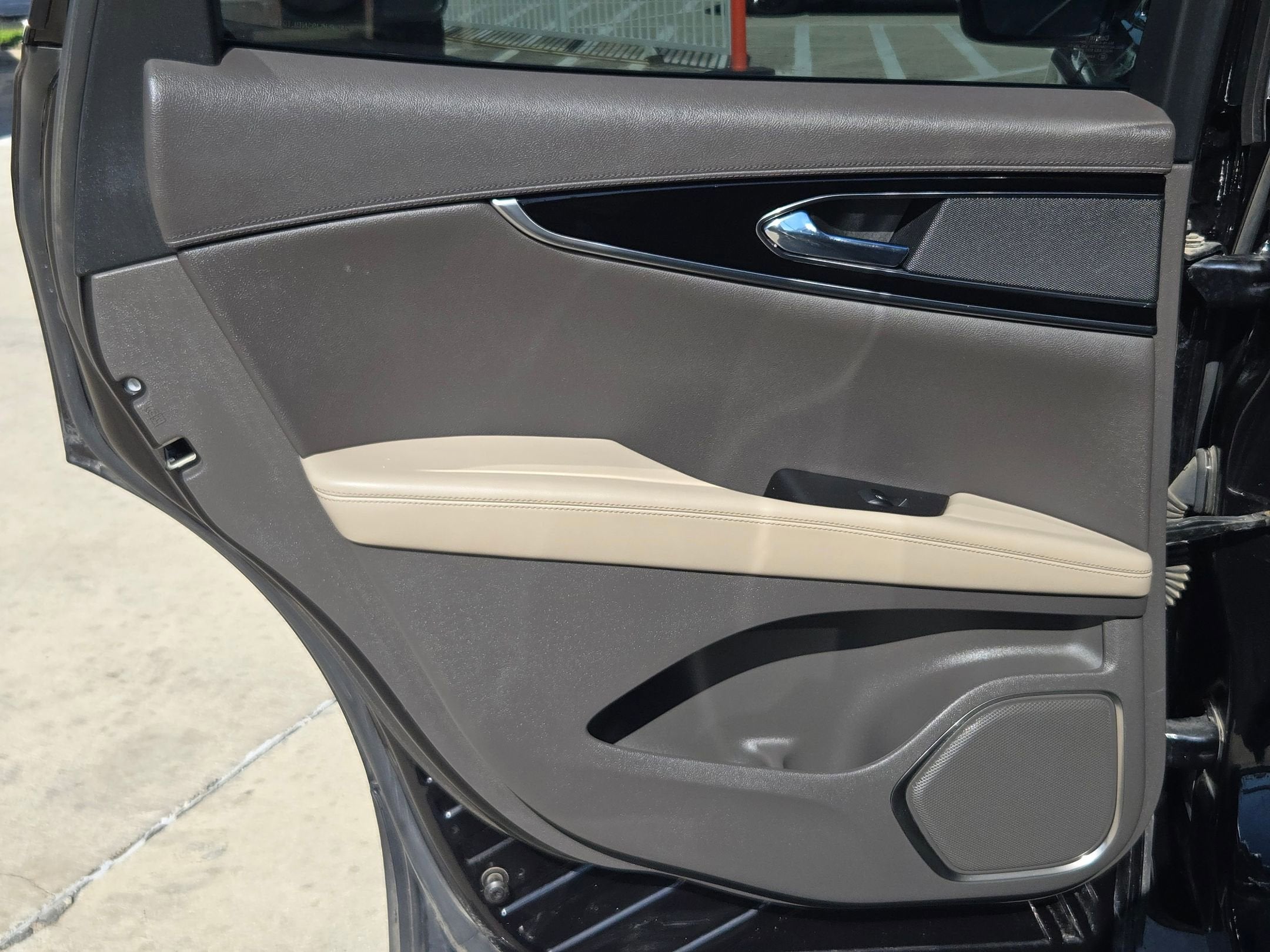 2022 Lincoln Nautilus Standard