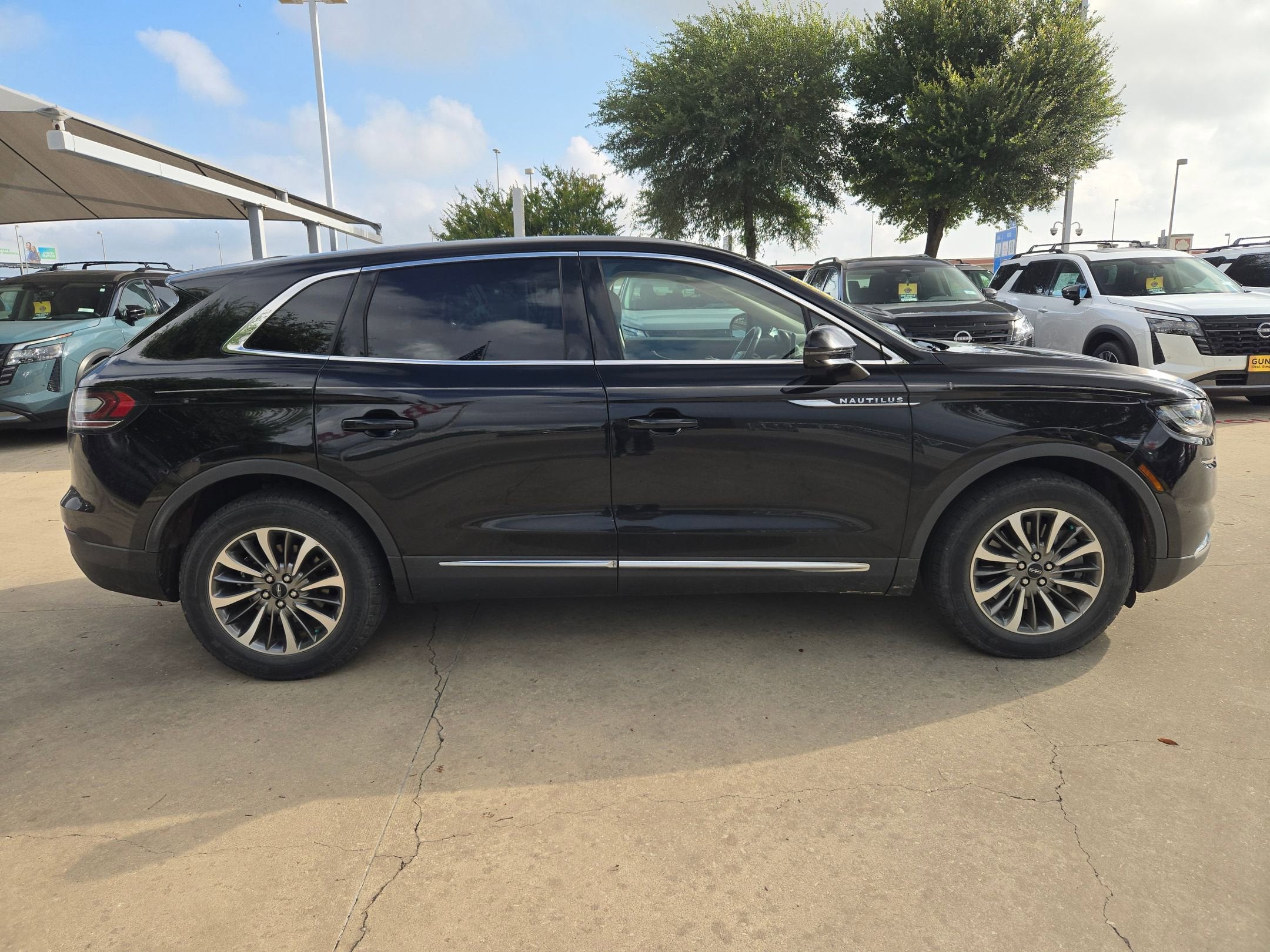 2022 Lincoln Nautilus Standard