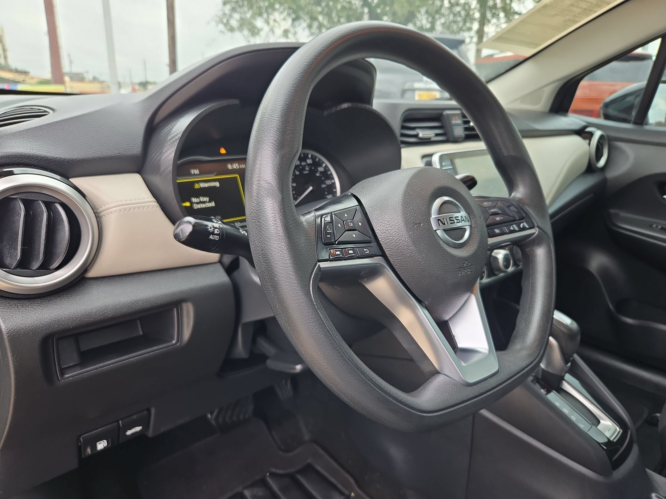 2020 Nissan Versa SV