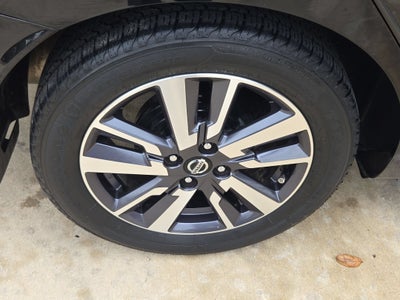 2020 Nissan Versa SV