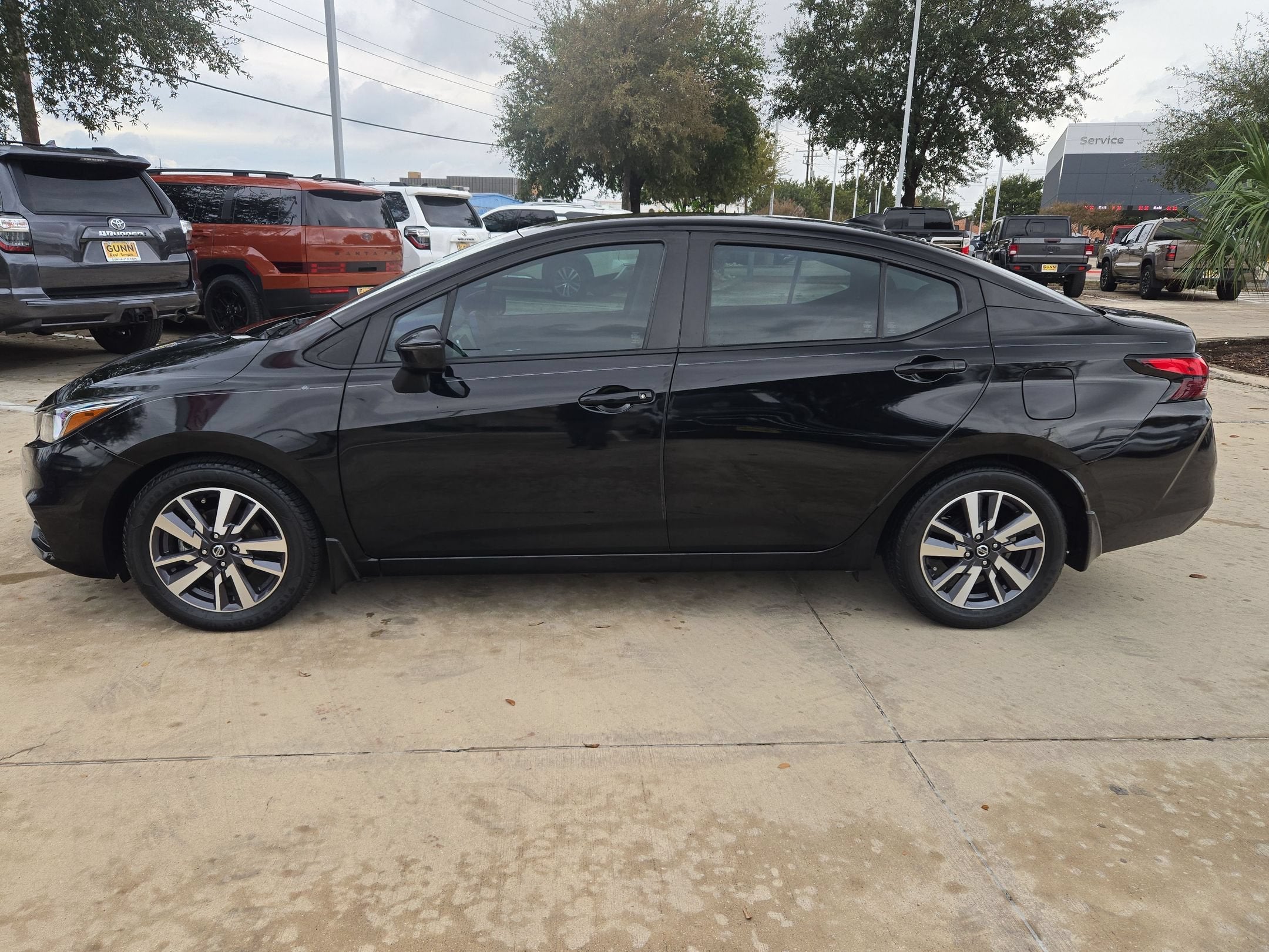 2020 Nissan Versa SV