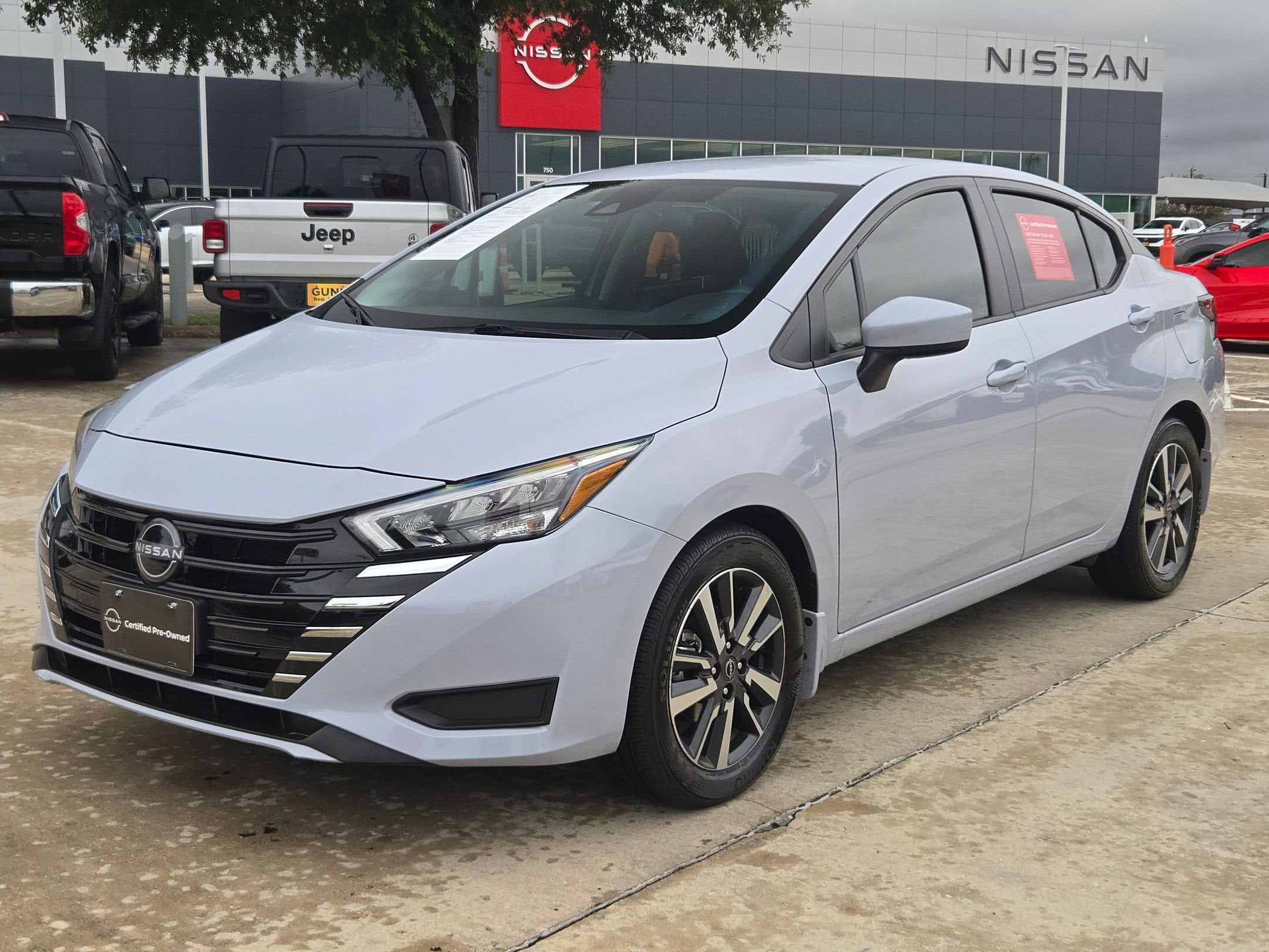 2025 Nissan Versa SV