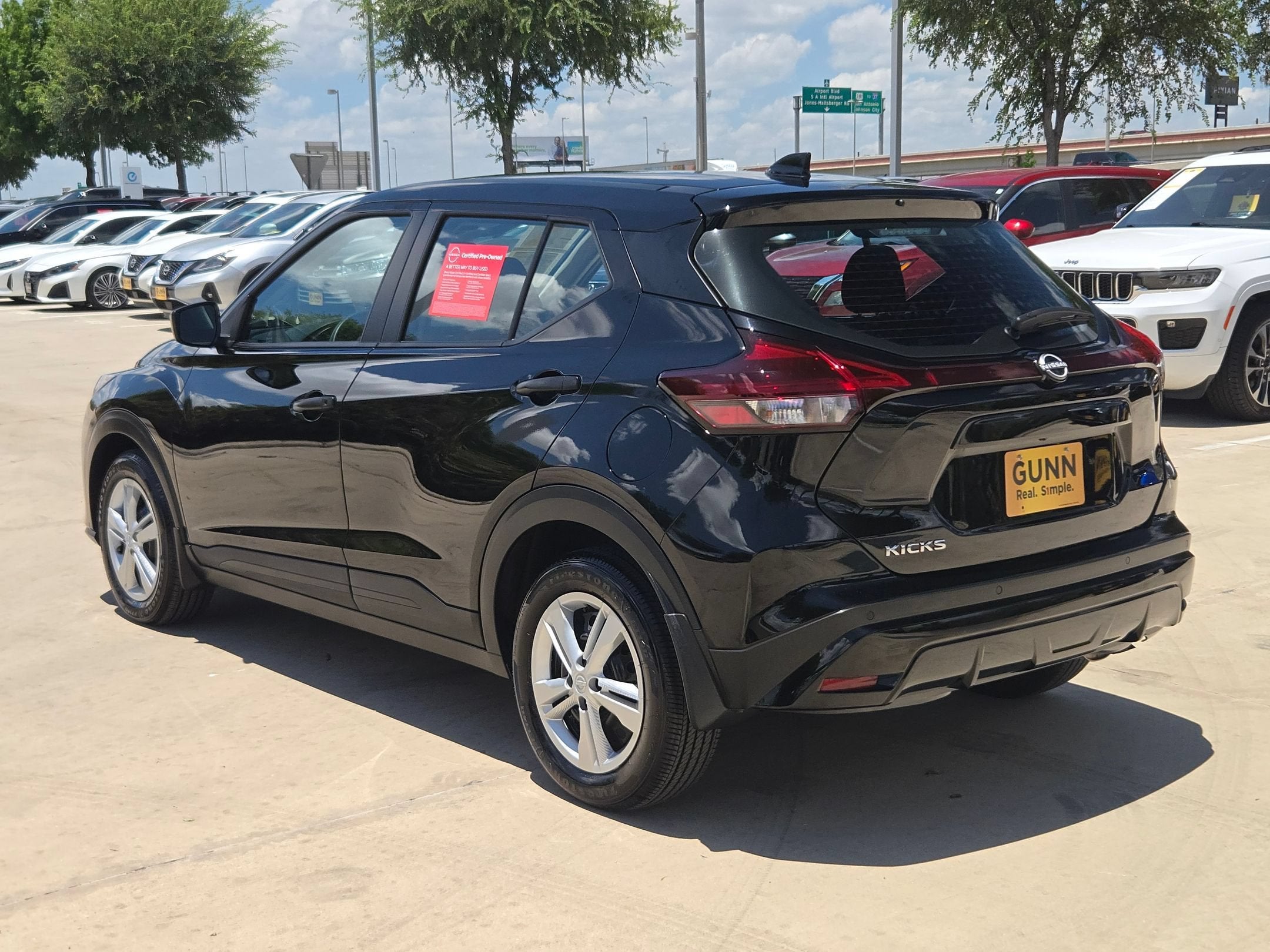 2025 Nissan Kicks Play S