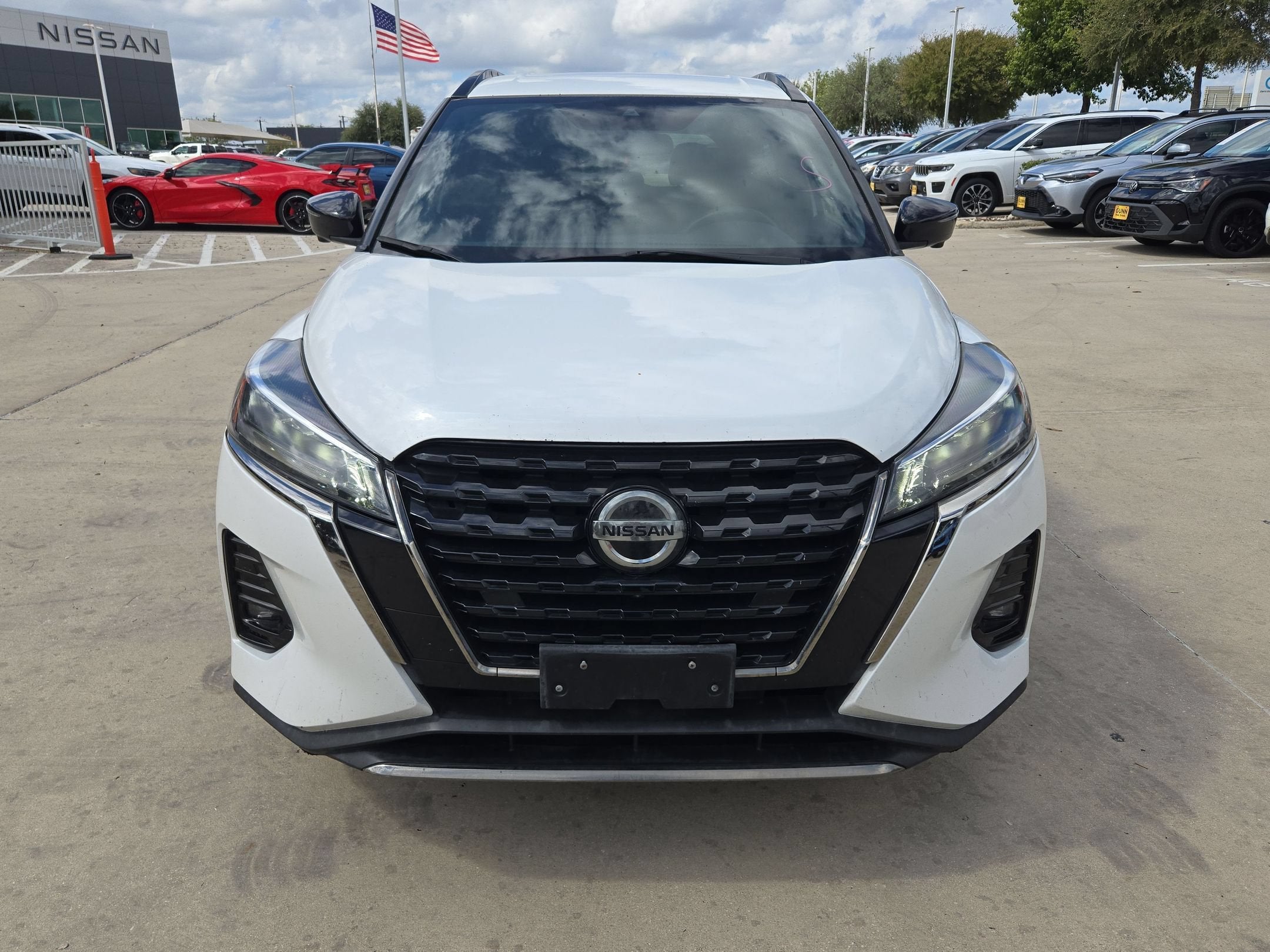 2021 Nissan Kicks SR
