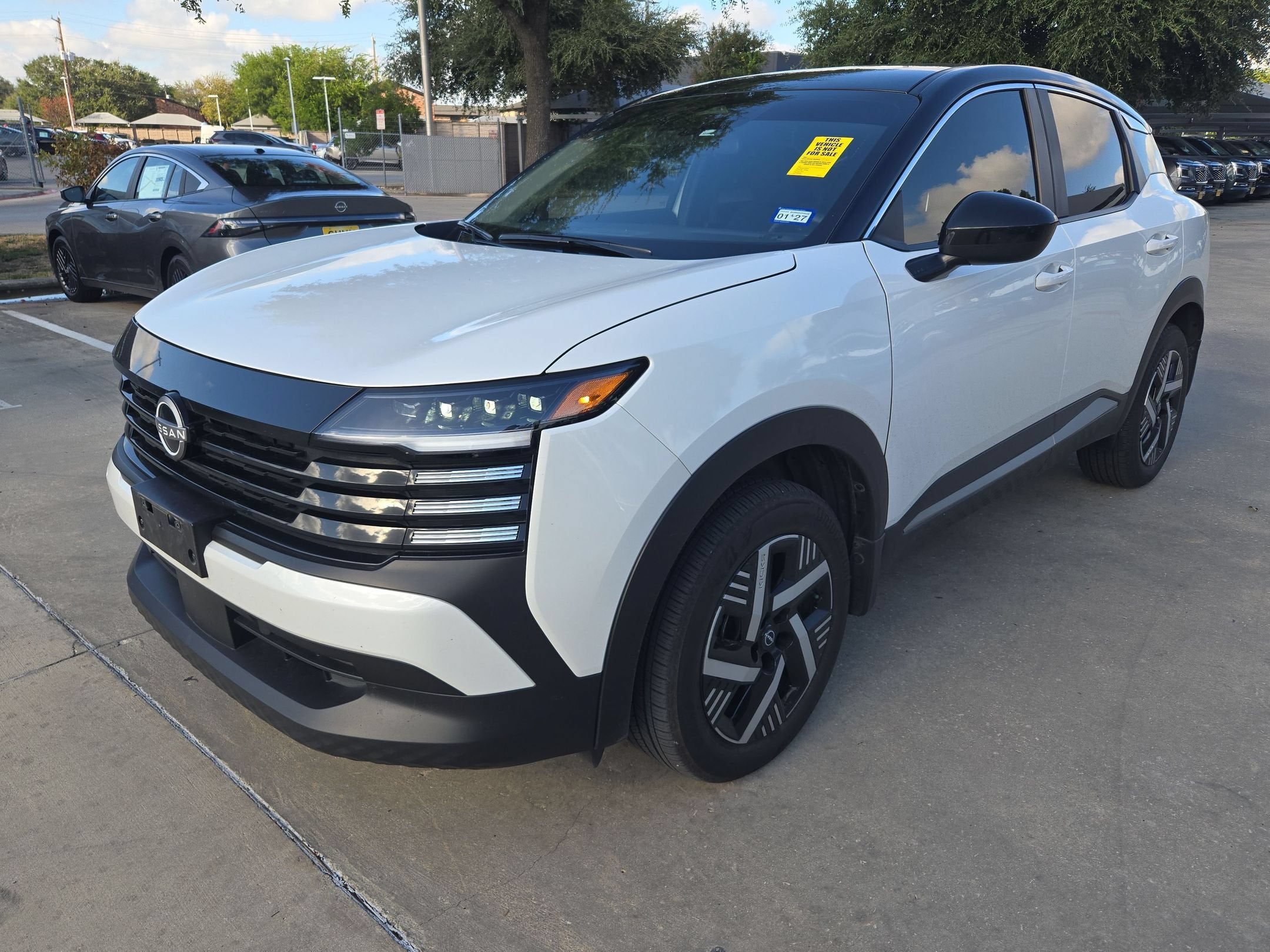 2025 Nissan Kicks SV