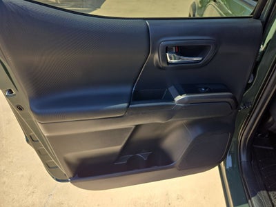 2022 Toyota Tacoma 4WD TRD Off Road
