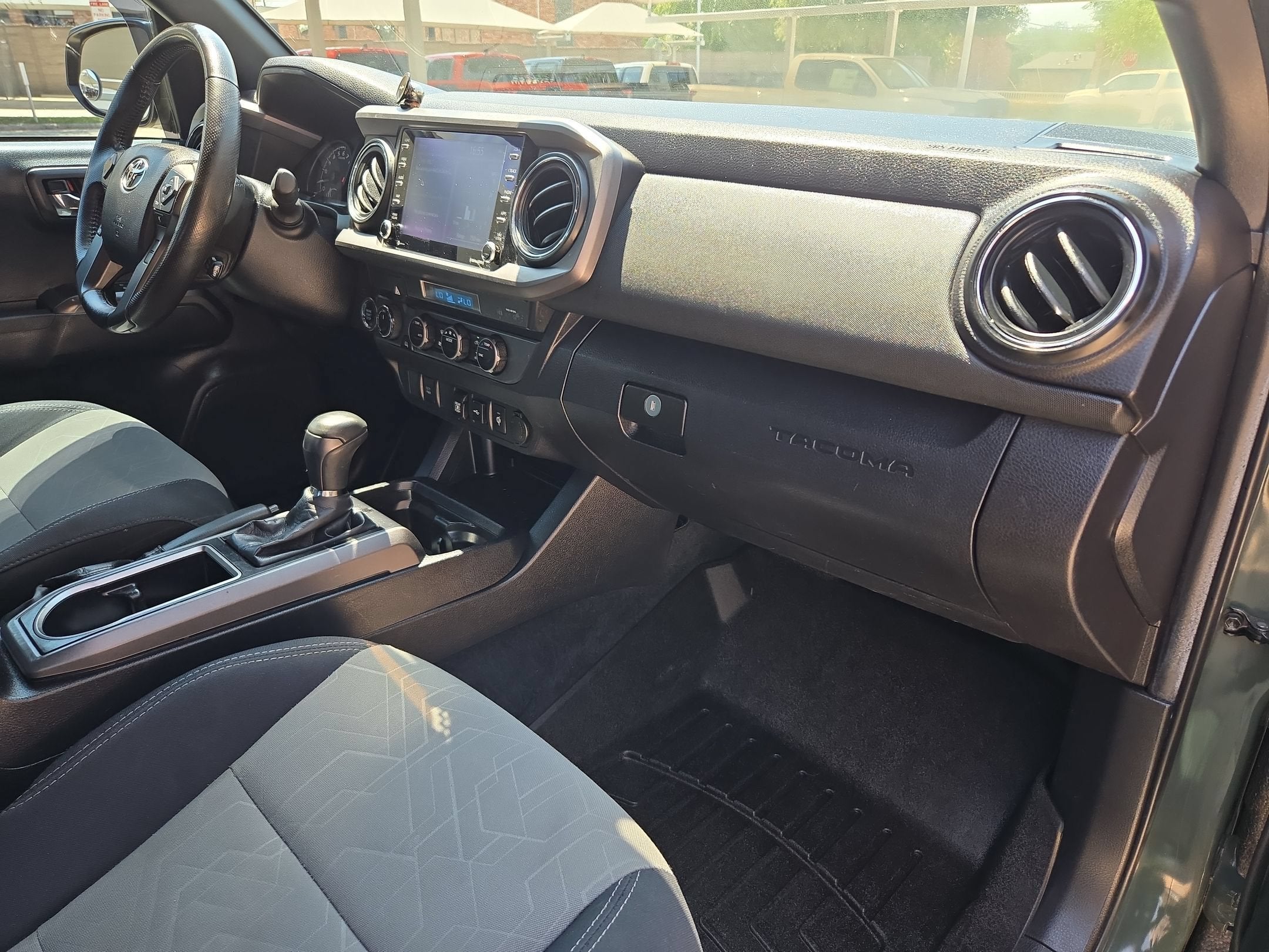 2022 Toyota Tacoma 4WD TRD Off Road
