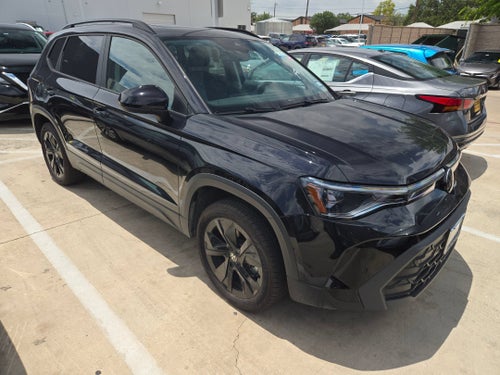 2025 Volkswagen Taos SE Black