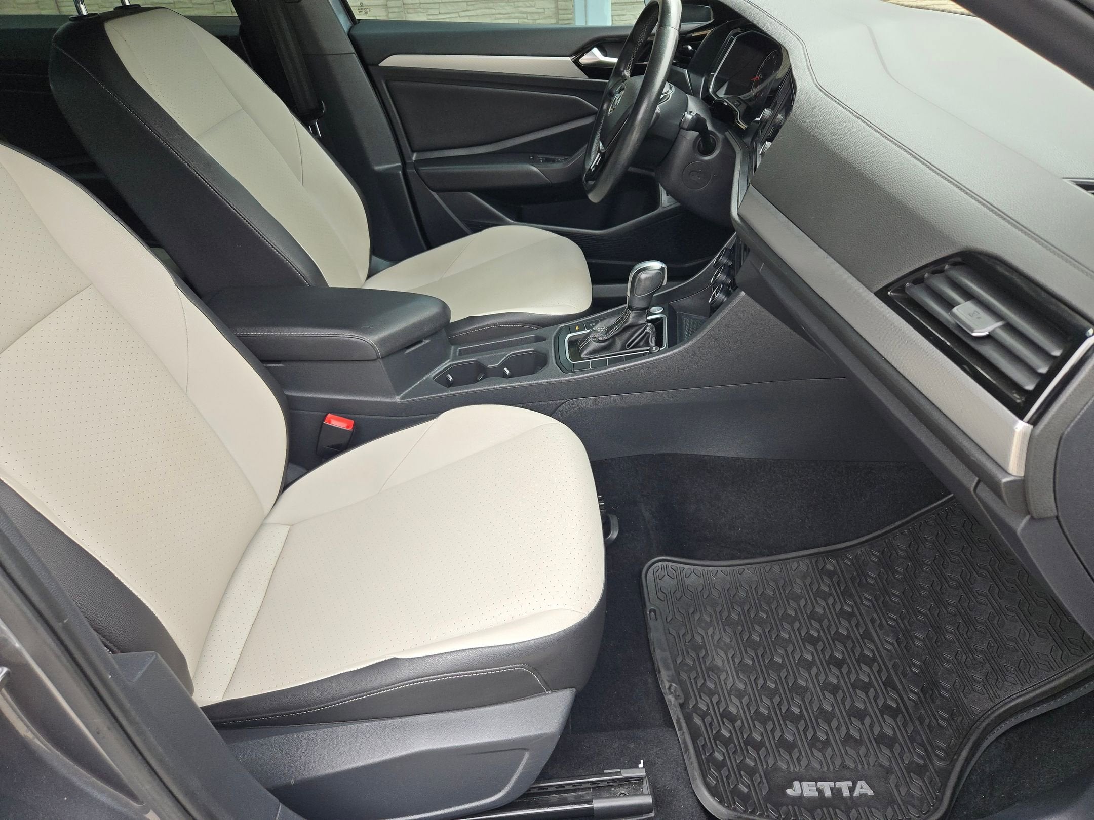 2020 Volkswagen Jetta R-Line