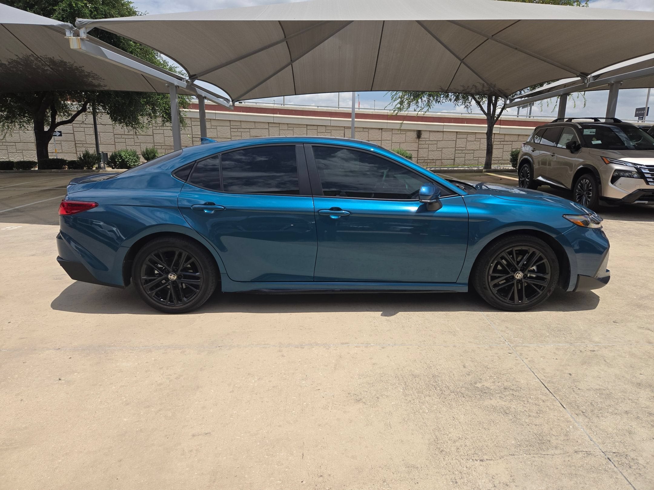 2026 Toyota Camry SE HYBRID