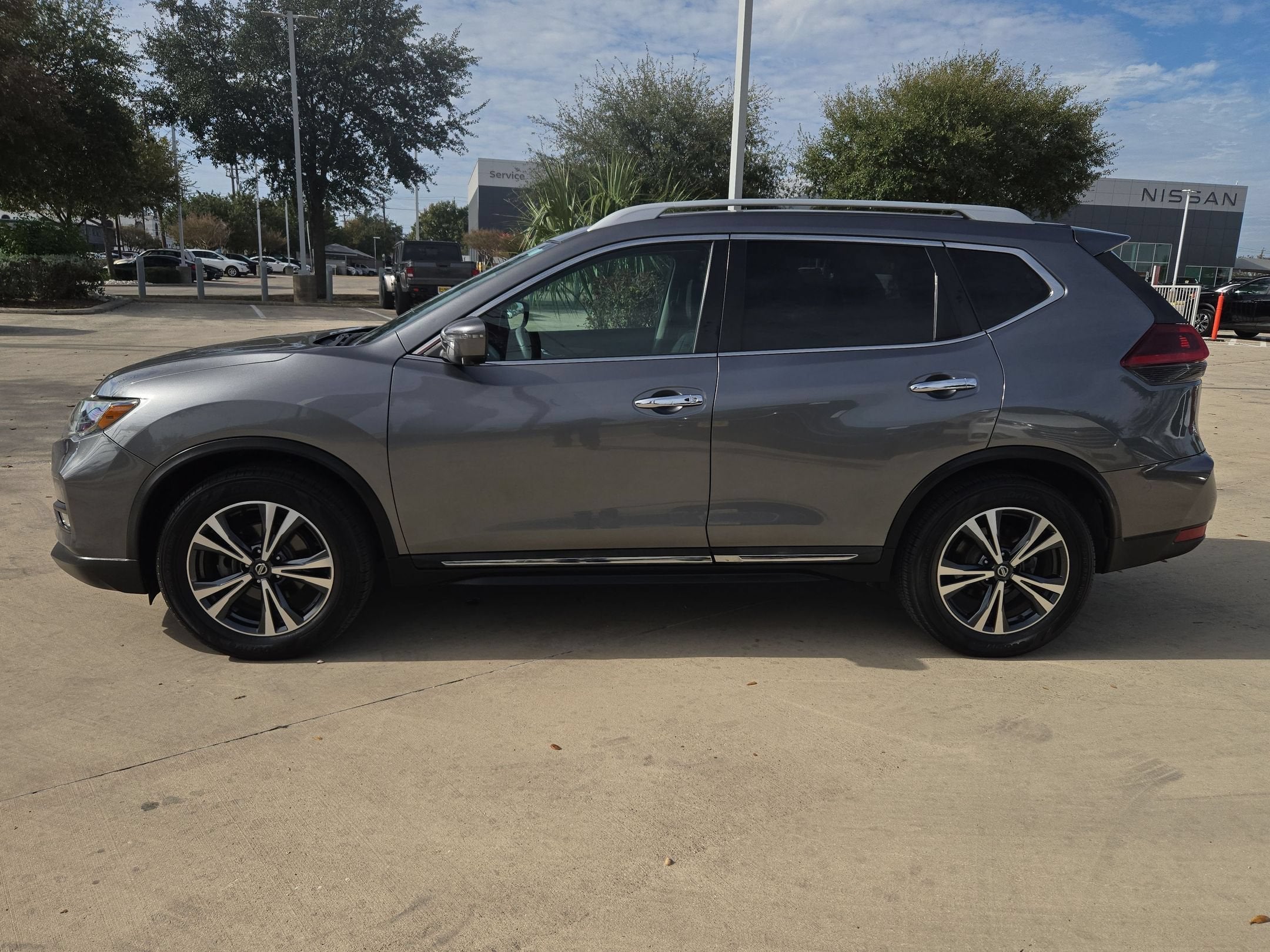 2018 Nissan Rogue SL