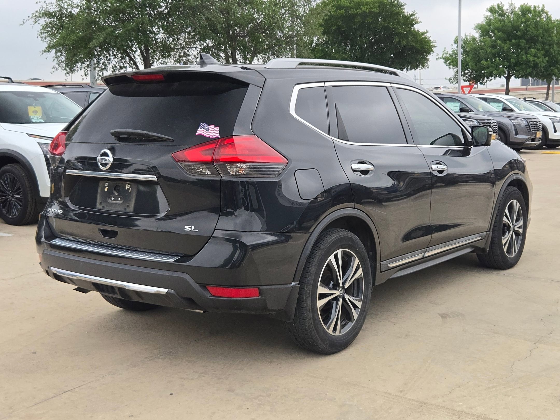2017 Nissan Rogue SL