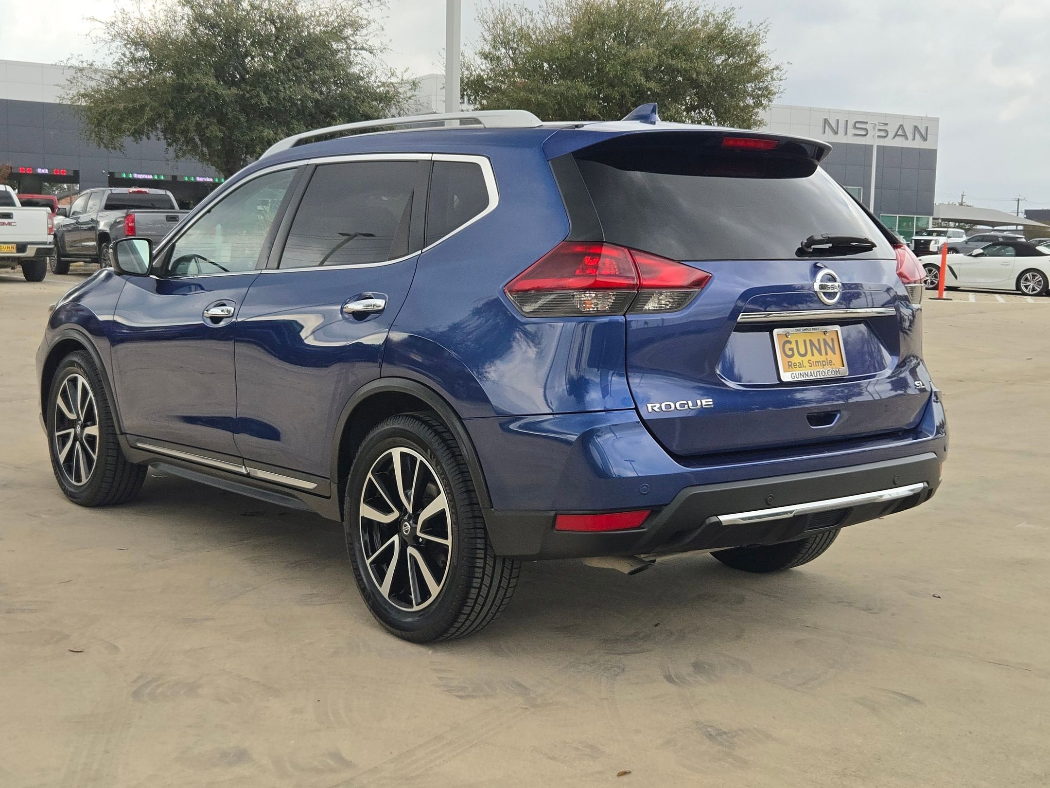 2019 Nissan Rogue SL