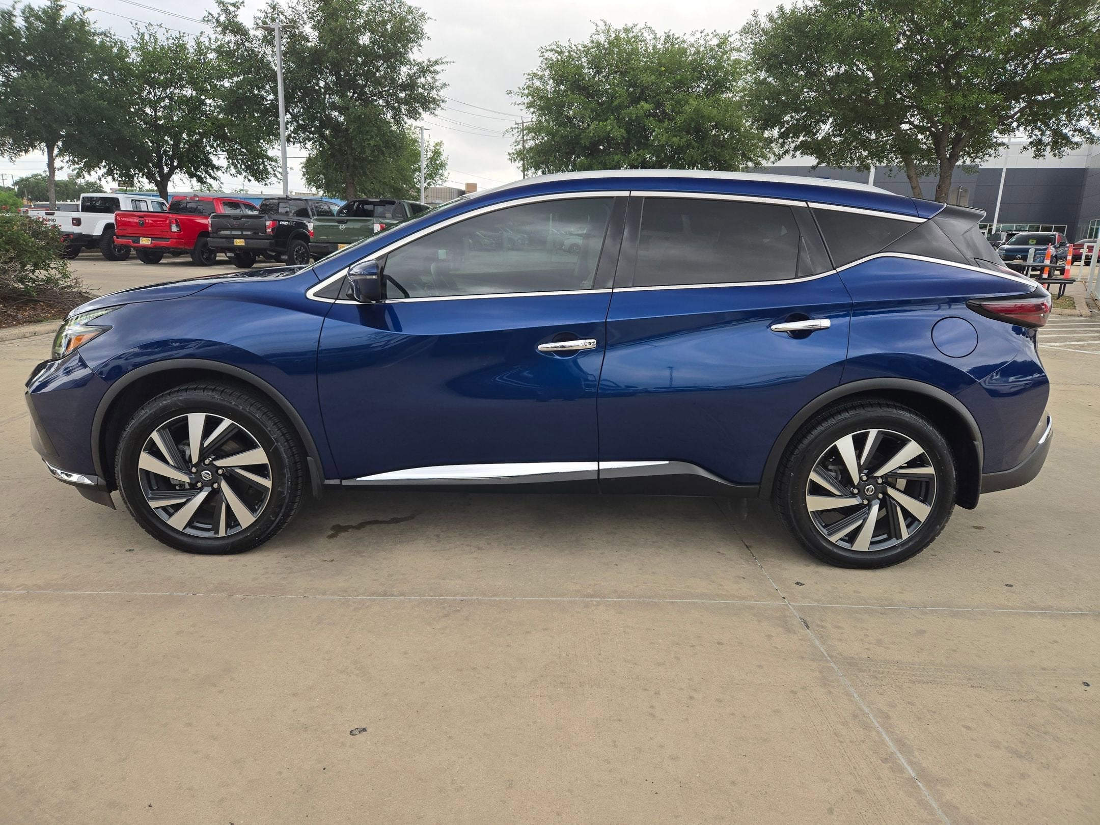 2022 Nissan Murano SL