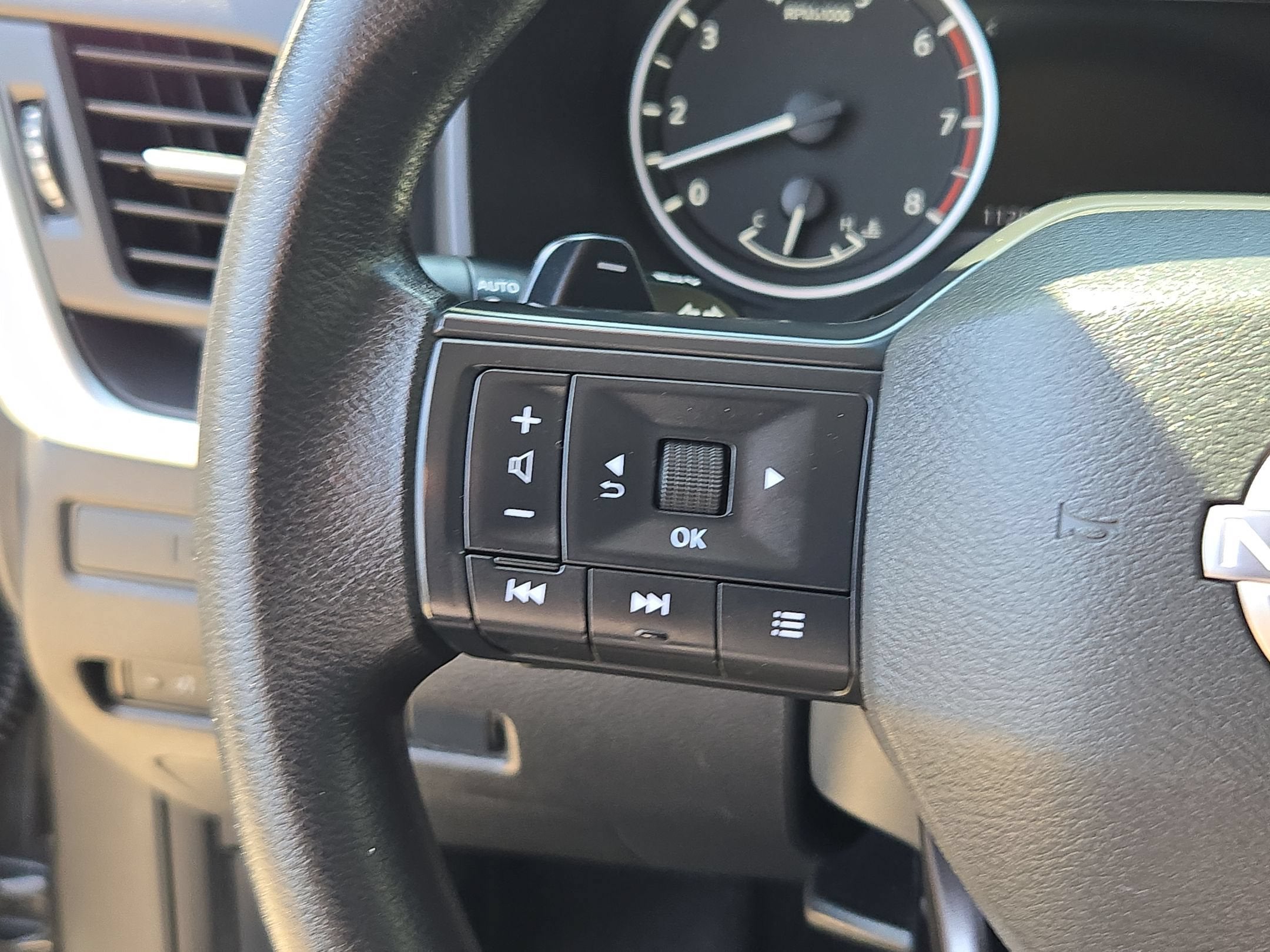 2025 Nissan Rogue S