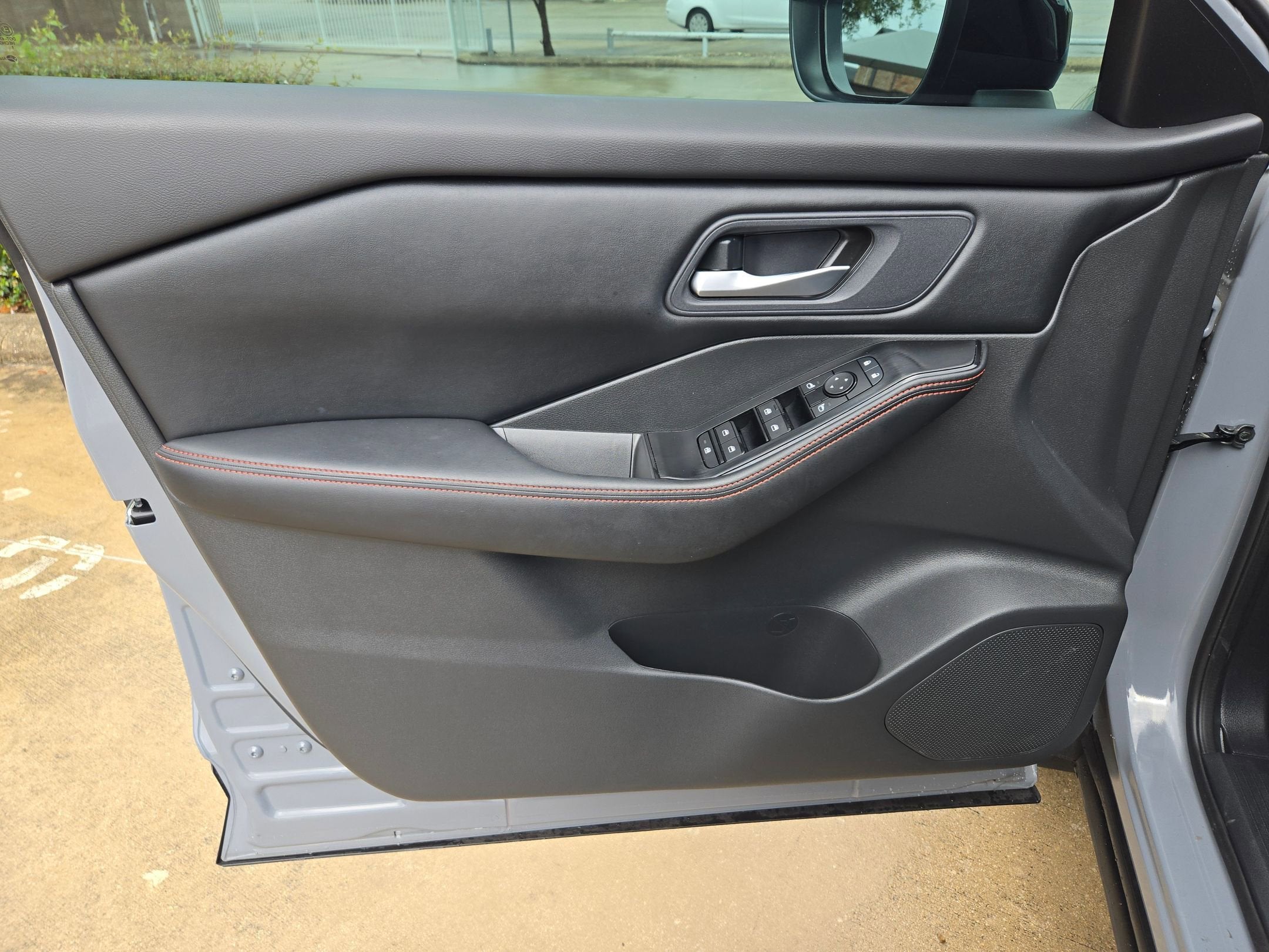 2025 Nissan Rogue Rock Creek®
