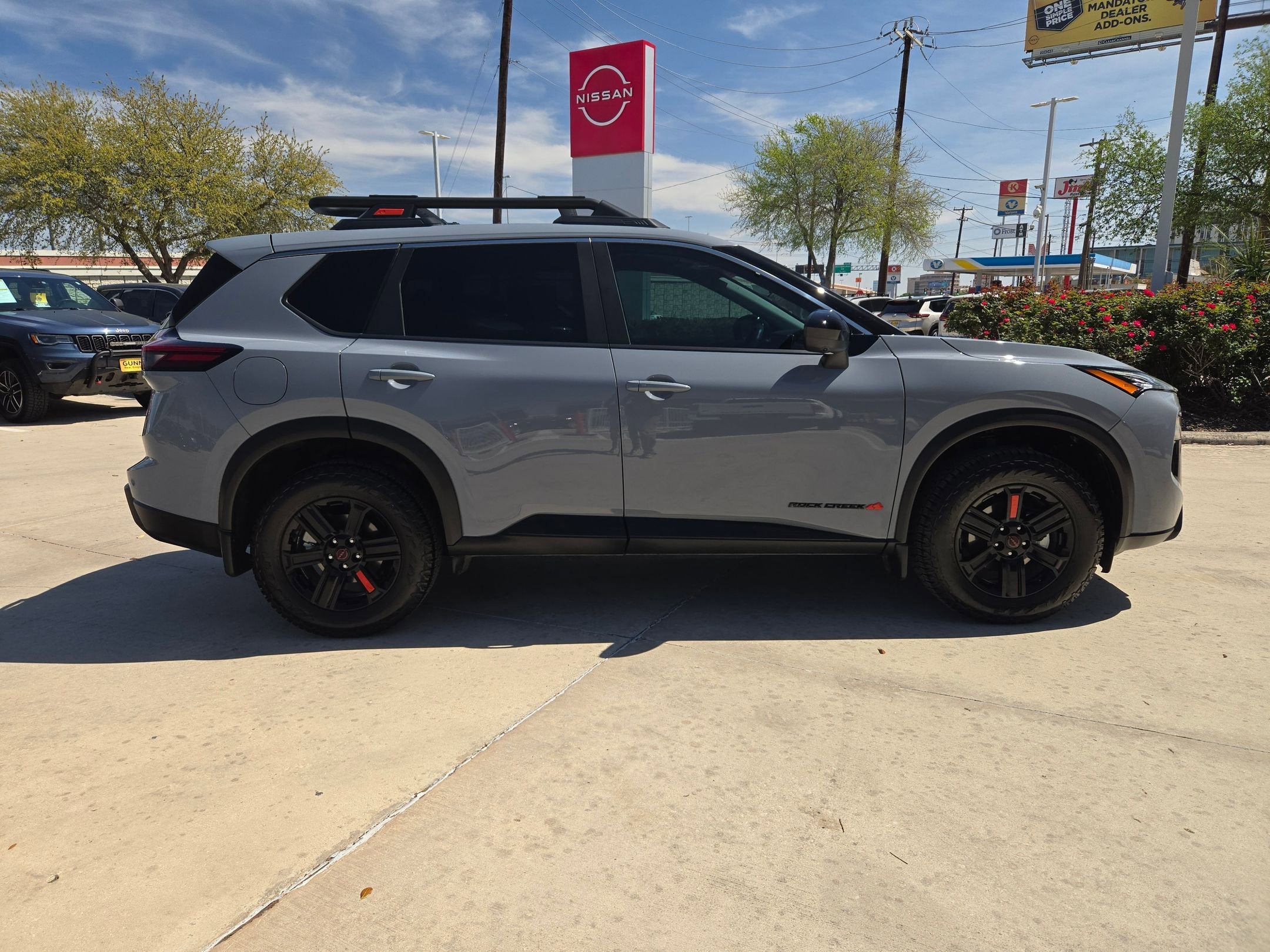 2025 Nissan Rogue Rock Creek