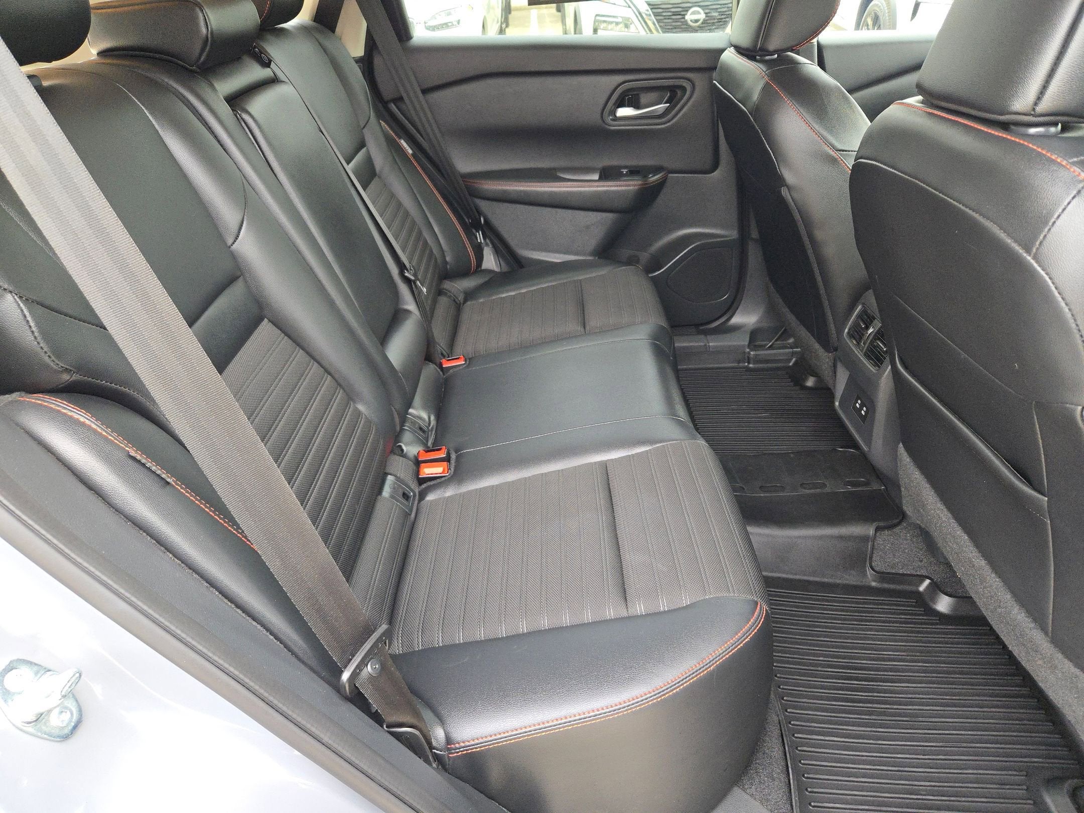 2025 Nissan Rogue Rock Creek®