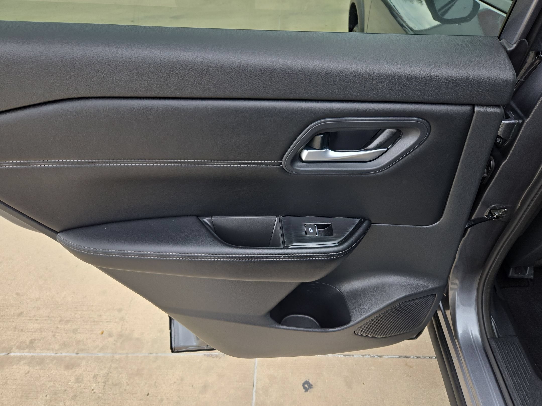 2026 Nissan Rogue SL